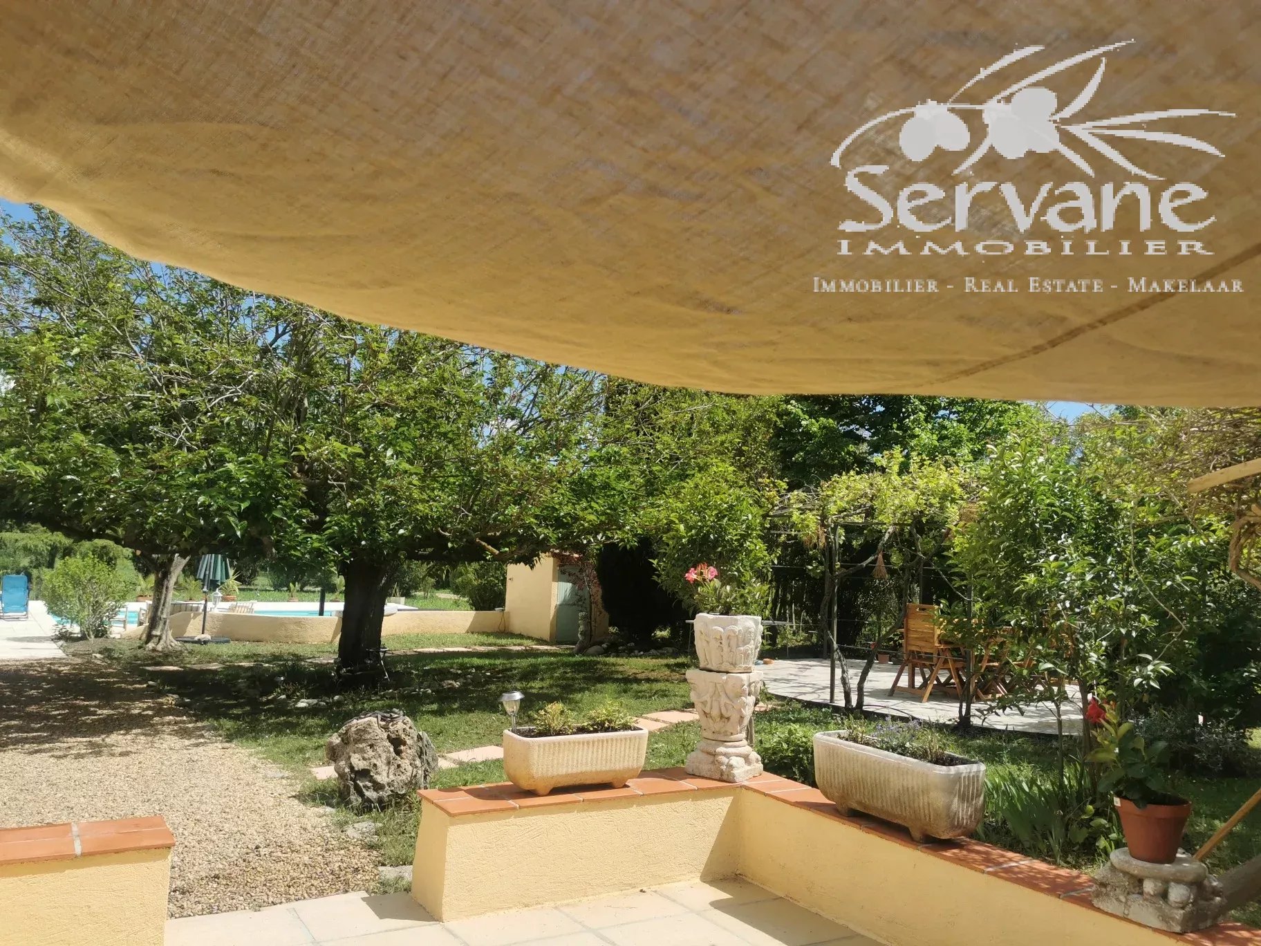SOLE AGENCY LORGUES 3 BEDROOMS VILLA