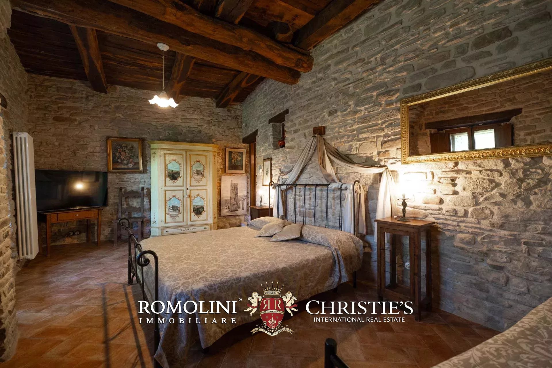 10 Bedroom Chateau's Image 63