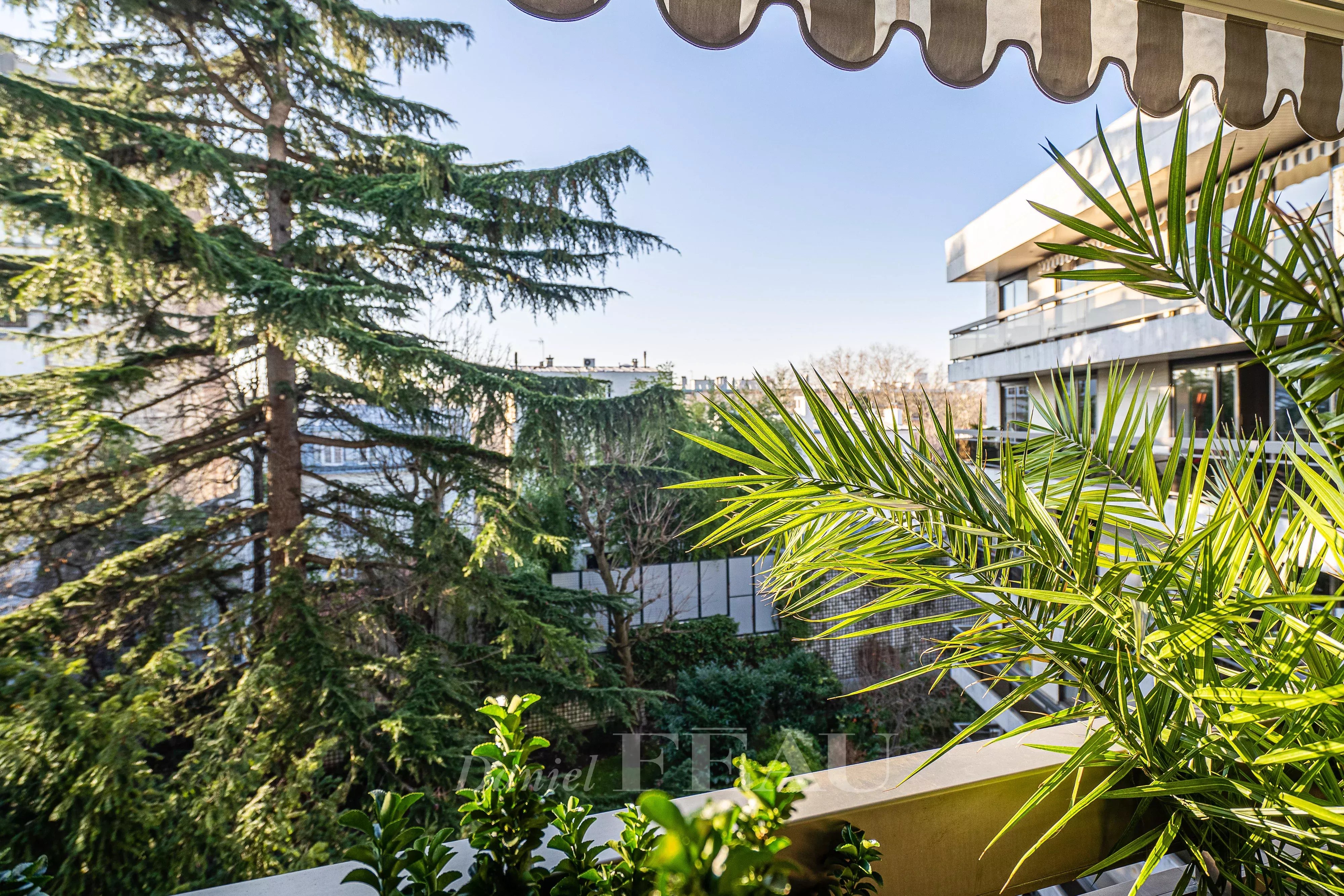Sale Apartment Neuilly-sur-Seine