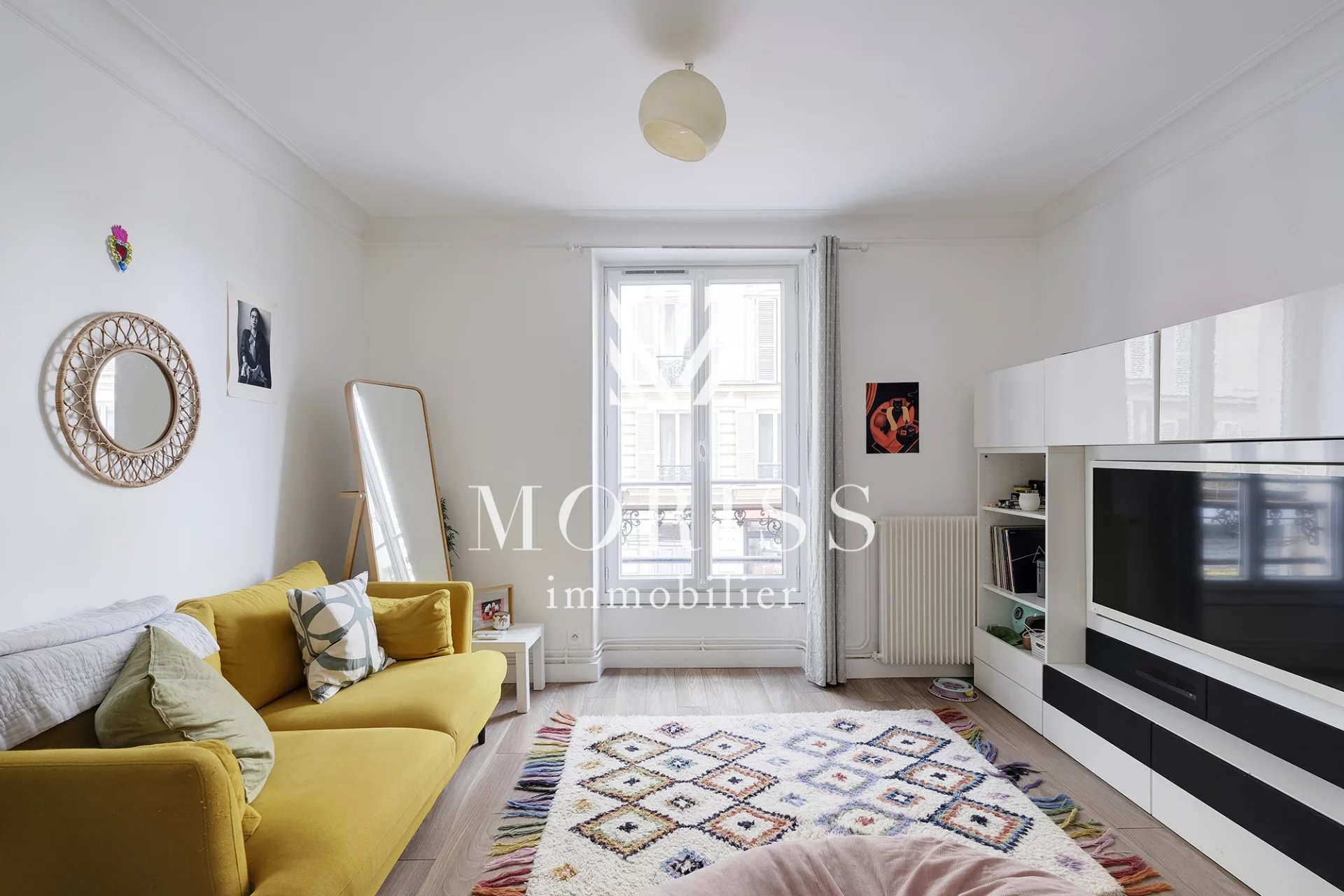 Charmant 2 pièces de 35 m² – Paris 10e, entre Canal Saint-Martin - Image Array
