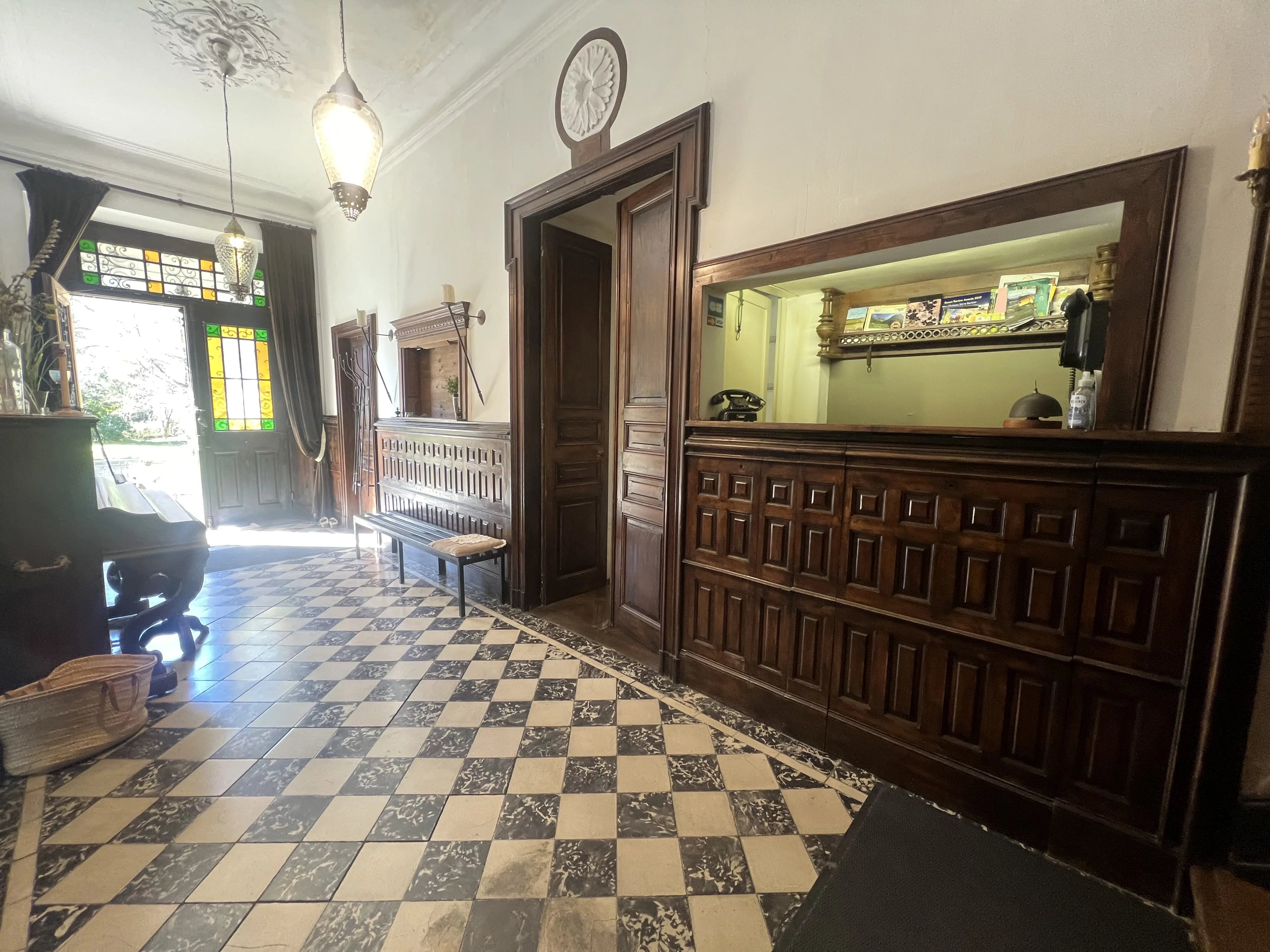 Castle for sale Saint-Béat, Haute-Garonne