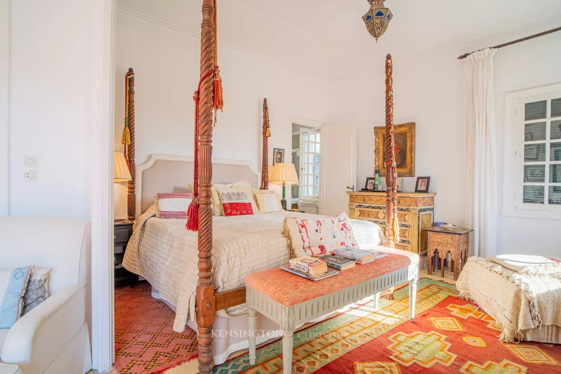 6 Bedroom Villa/Townhouse's Image 20