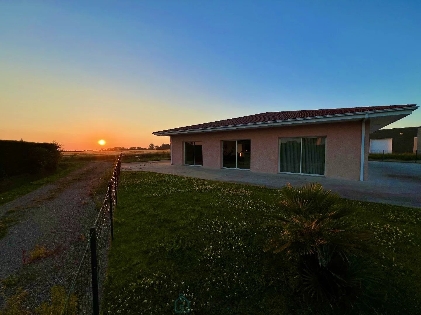 Maison de Plain-pied avec Vue Imprenable sur Dieppe - 168m² à Martin-l'Église