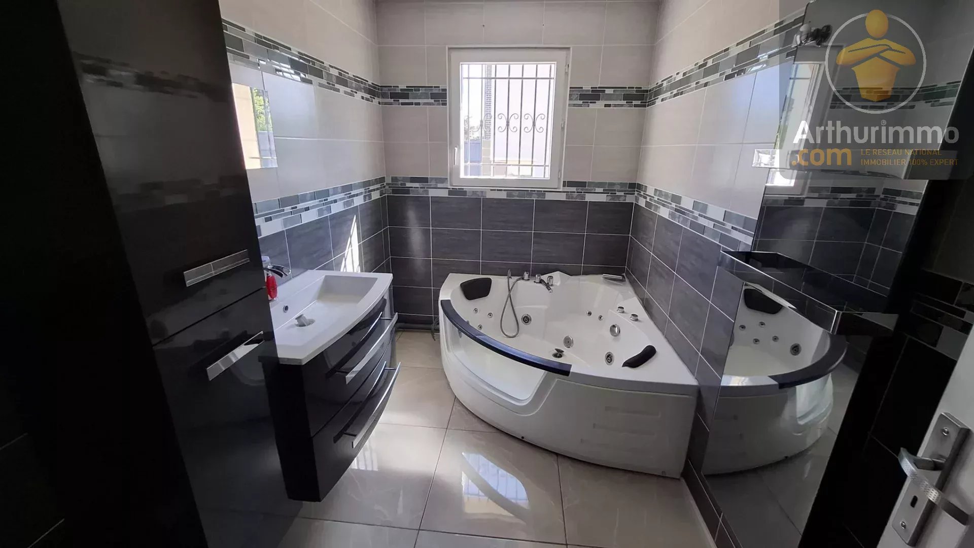 Maison de plain-pied - 3 pièces - 85m² — photo 4