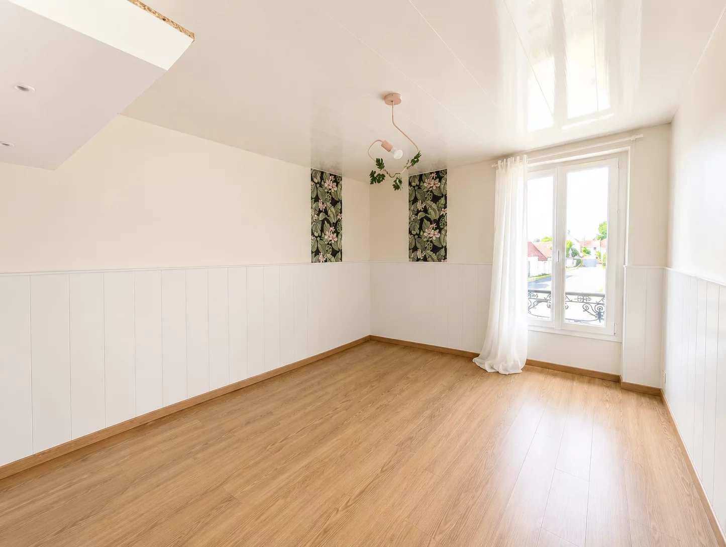 Ref 2280 – Stone Briard Longère • 3 bedrooms + garage and outbuilding