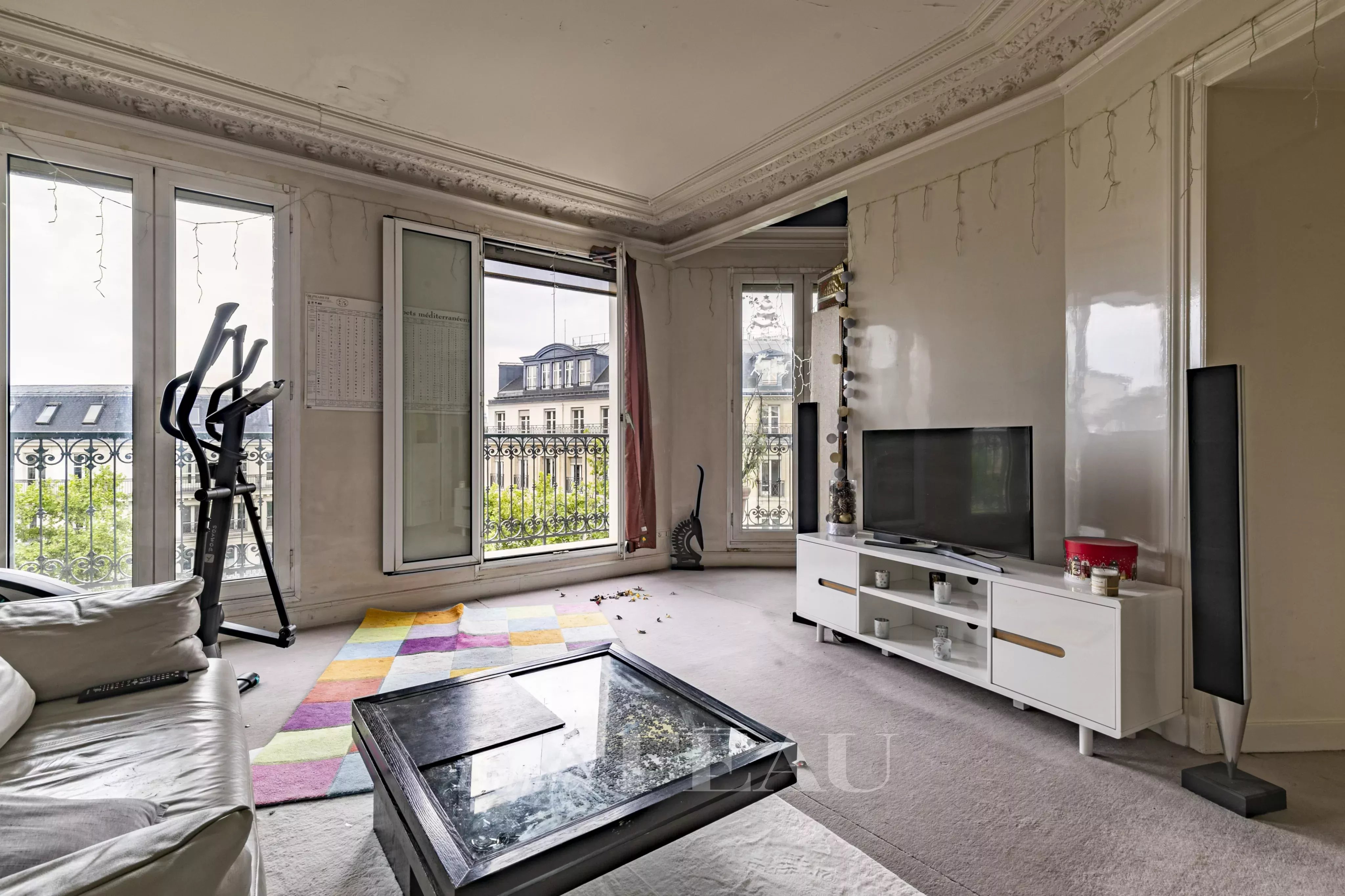 Sale Apartment Paris 4th