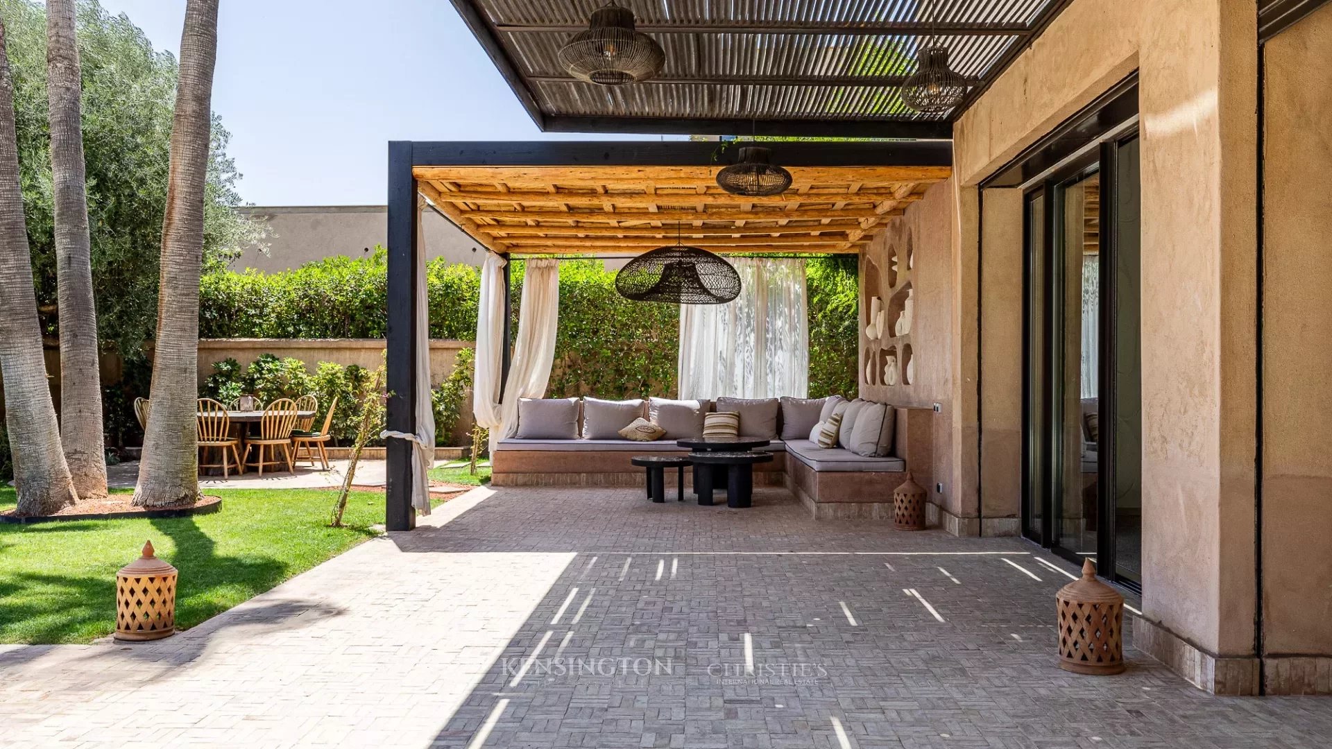 5 Bedroom Villa/Townhouse's Image 4