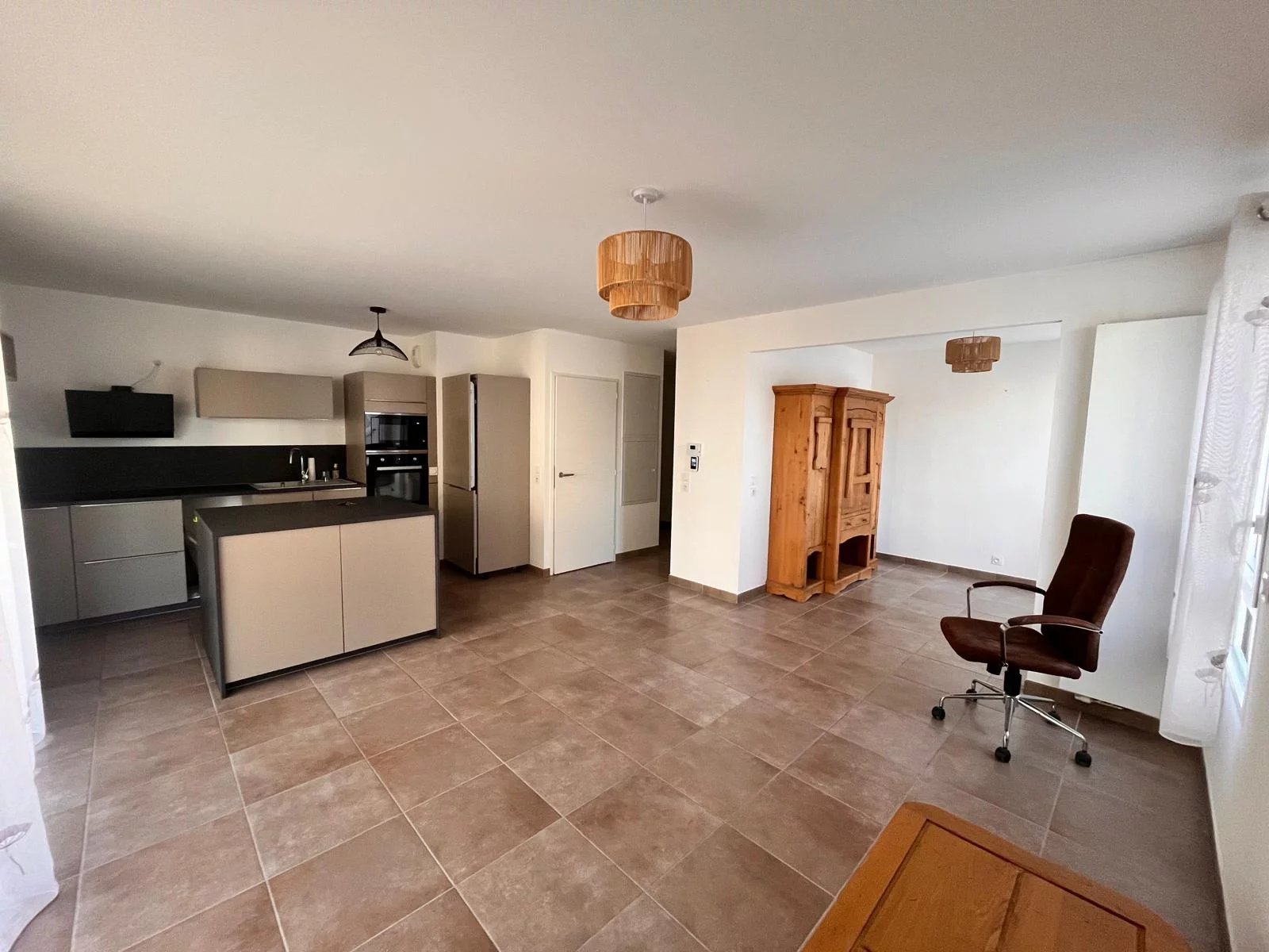 Achat Appartement Surface de 61.19 m/ Total carrez : 61 m, 3 pices, Annecy-le-Vieux (74940)