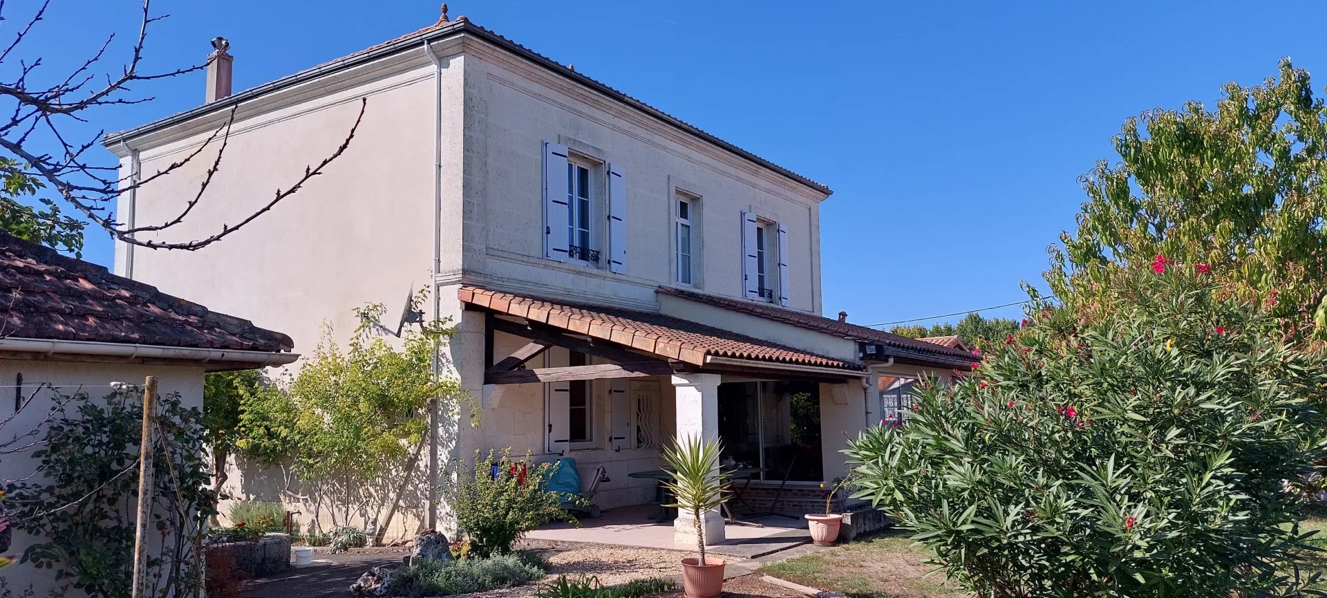 Angoulême : Charentaise house