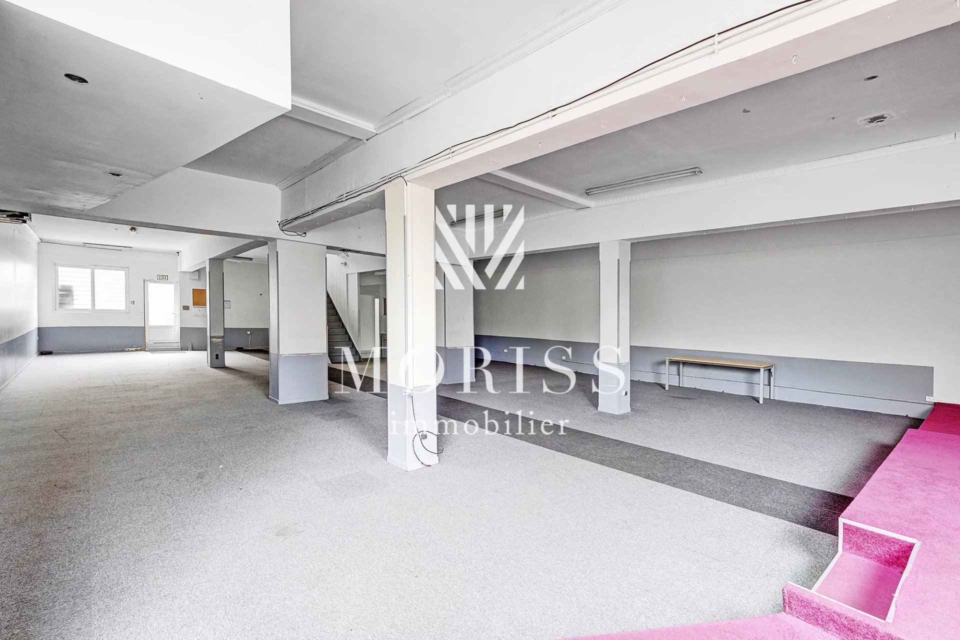 Local d'activité 600 m2 Saint -Maur -Des- Fossés - Image Array