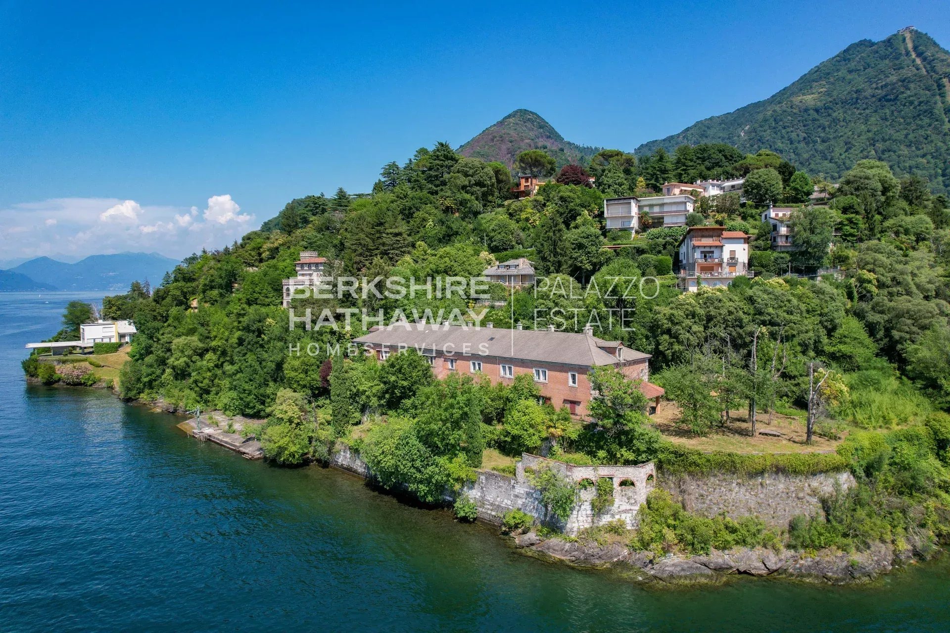 House in Laveno-Mombello - view 1