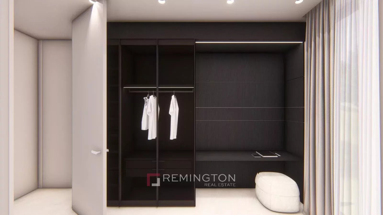4 Bedroom Villa/Townhouse's Image 10