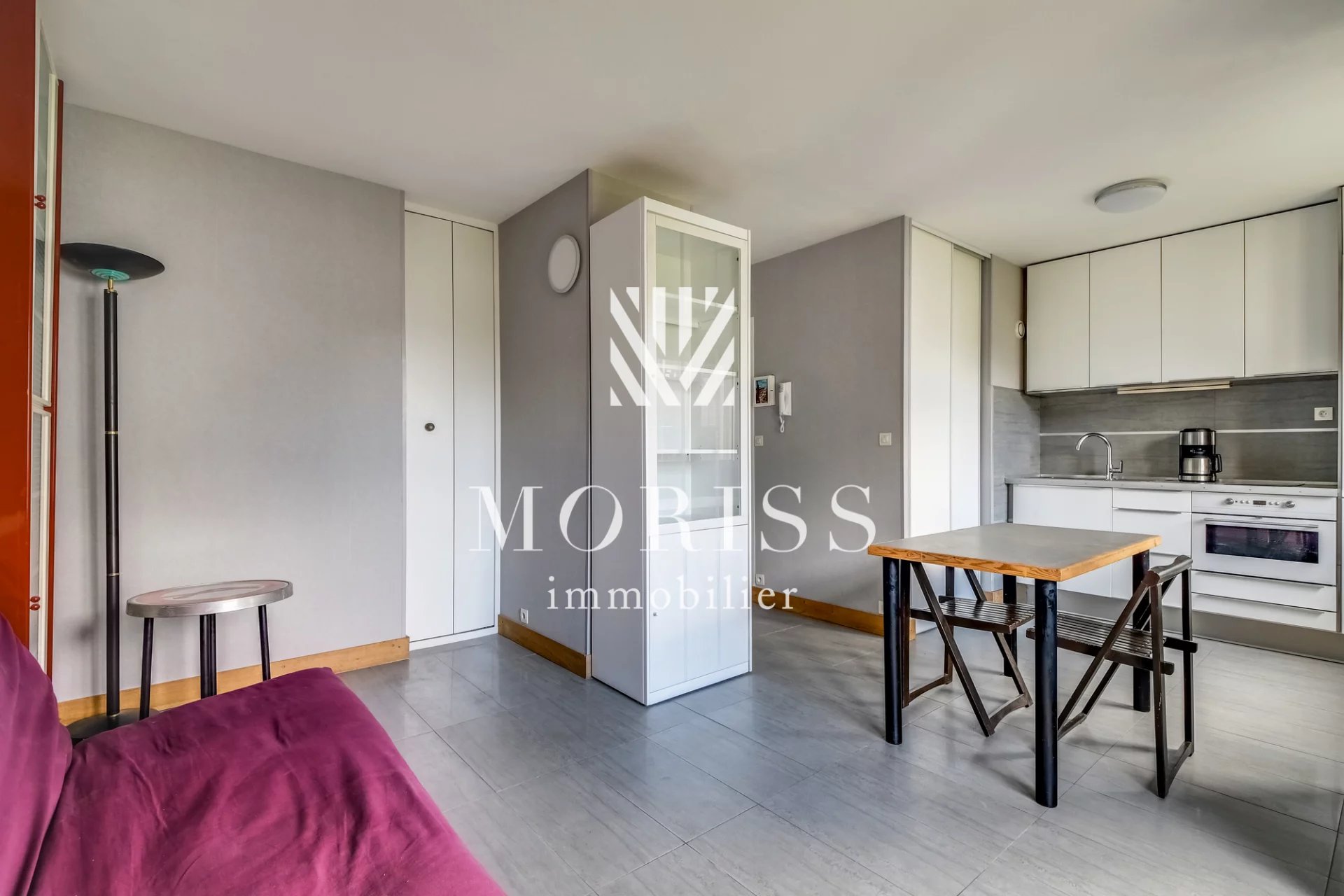 Clichy/Levallois - Grand studio de 25 M2 avec cave/parking - Image Array