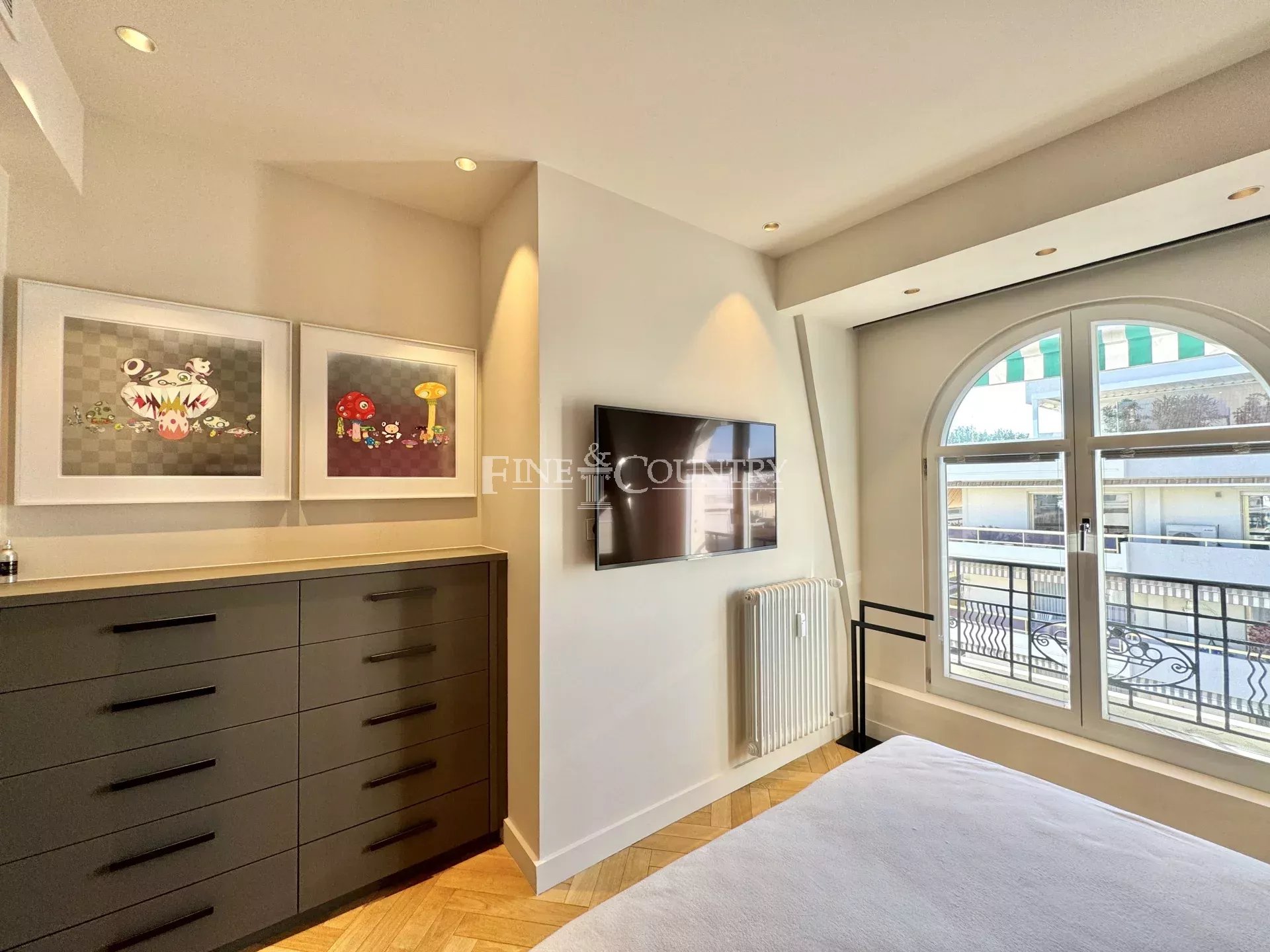 Photo of Topfloor apartment for sale in the Banane, Cannes