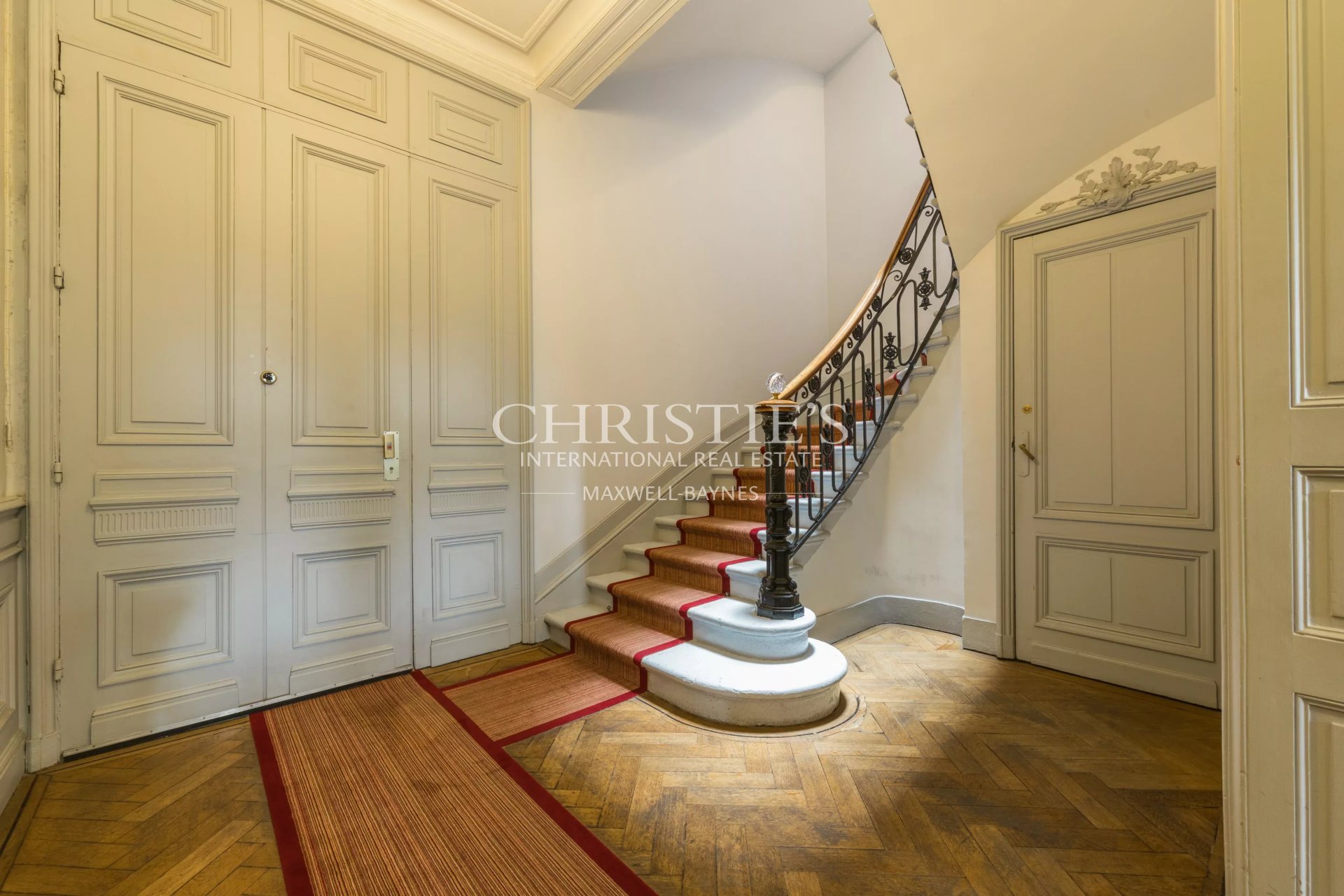 2 Bedroom Apartment/Flat's Image 11