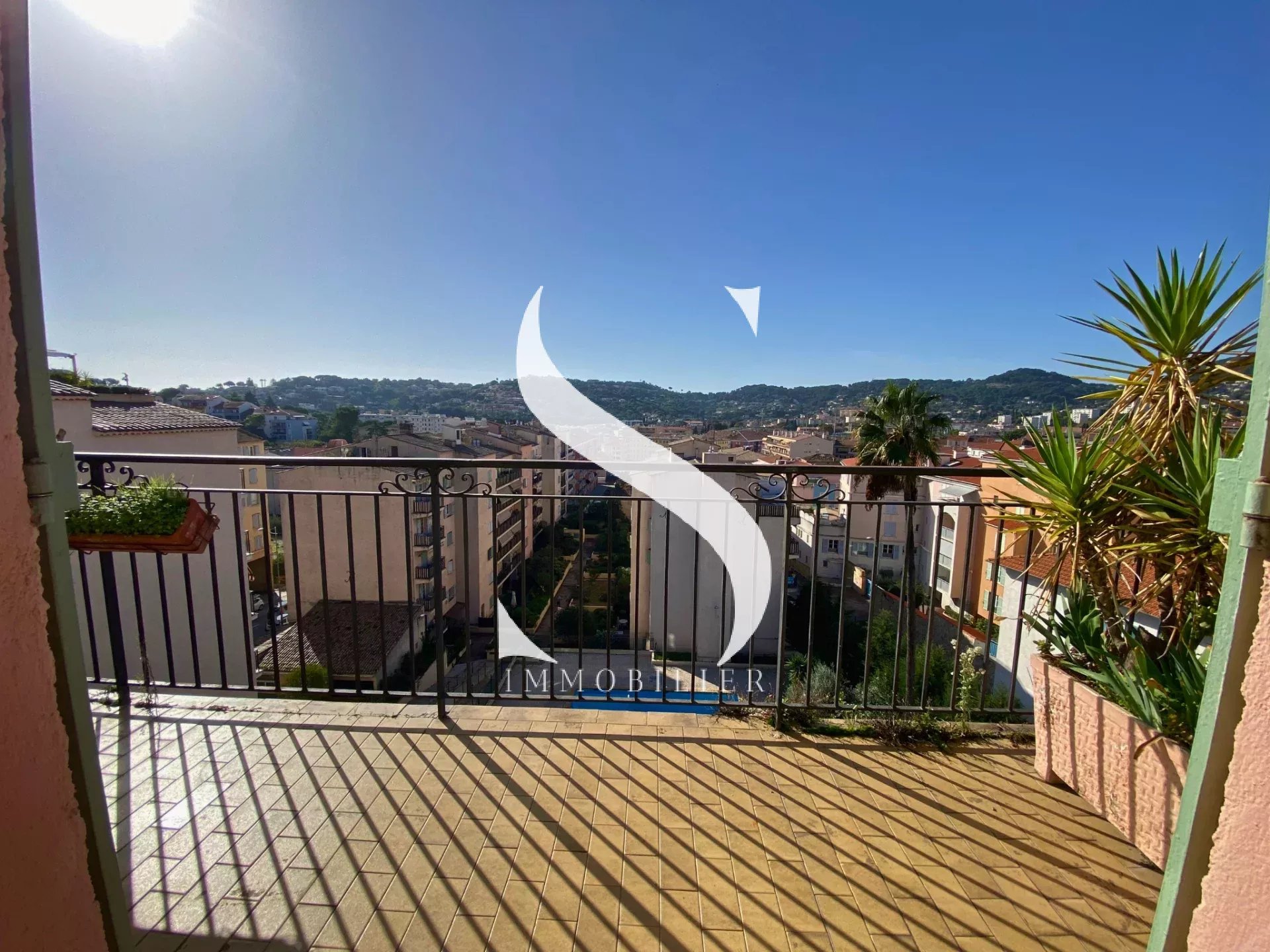 Maison à vendre, 4 pièces, 98 m², Vallauris
