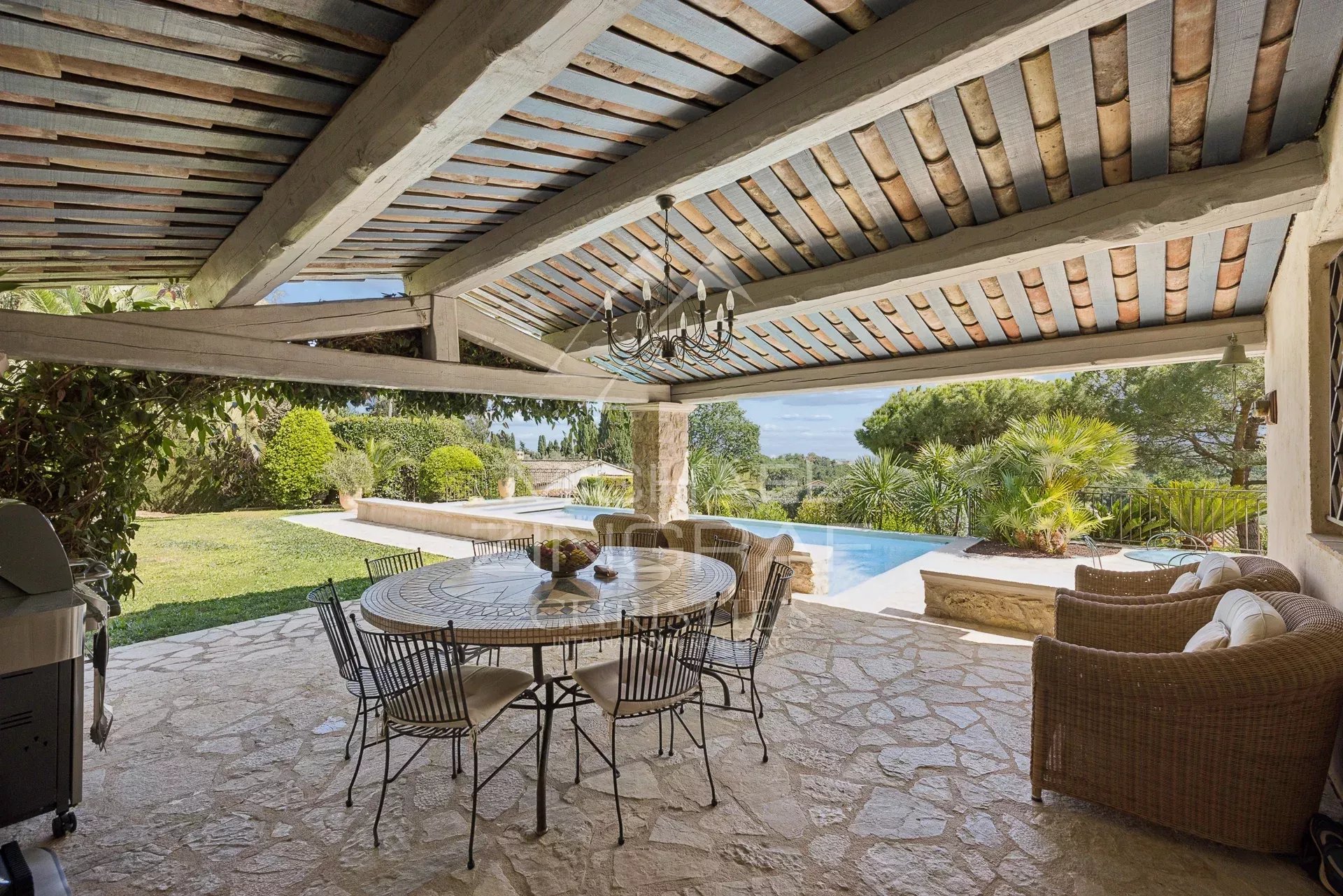 5 Bedroom Villa/Townhouse's Image 5