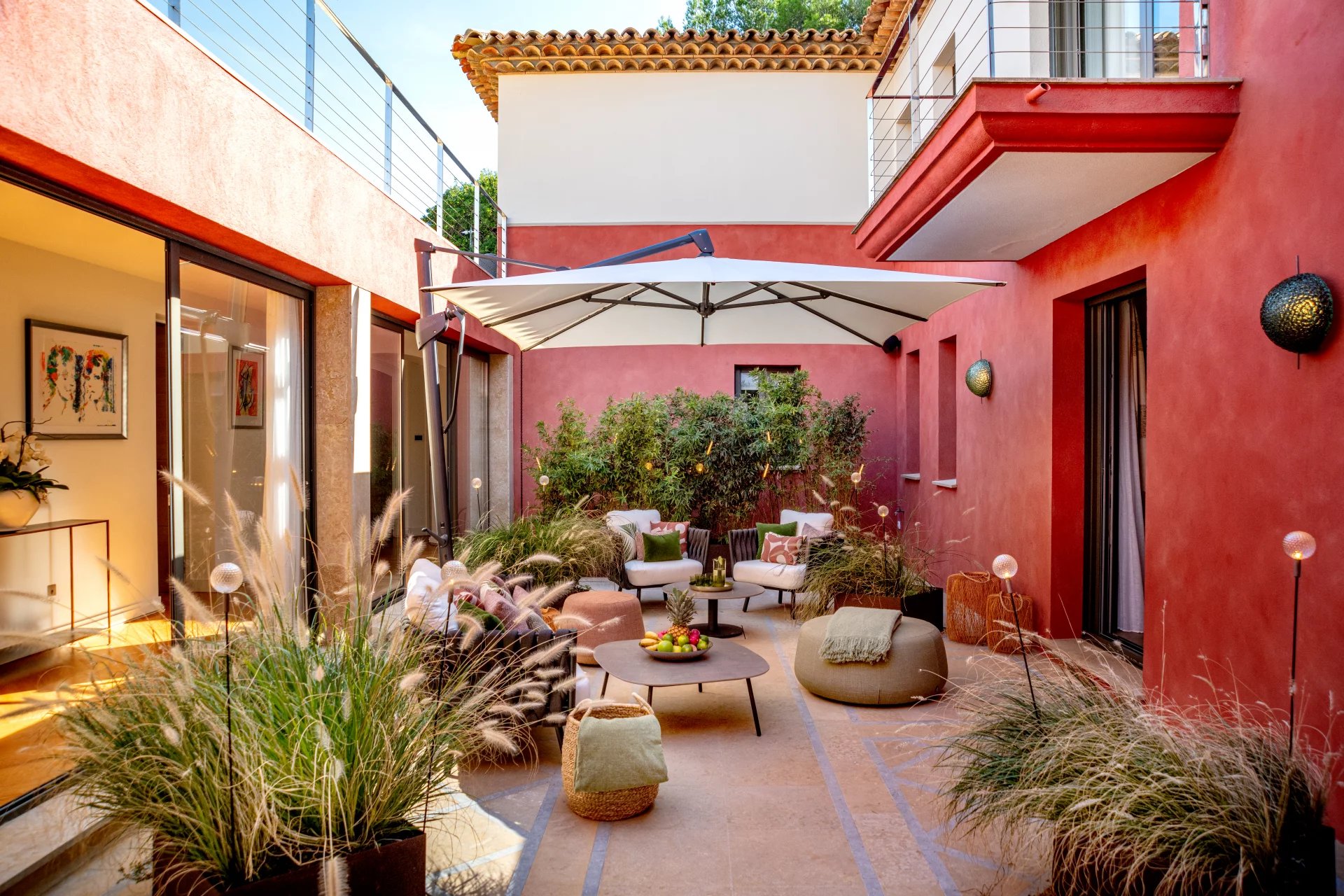 Waterfront villa with direct sea access in Saint-Tropez