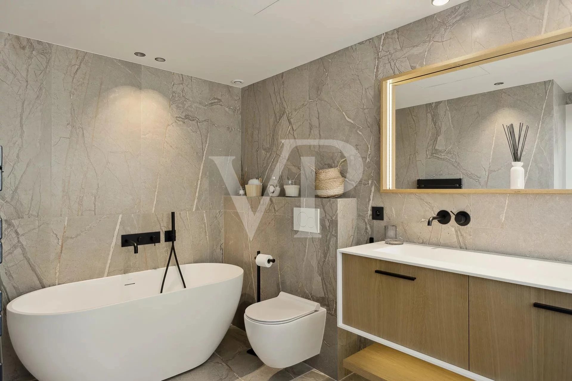 von_poll_real_estate_property_86170597_image_10