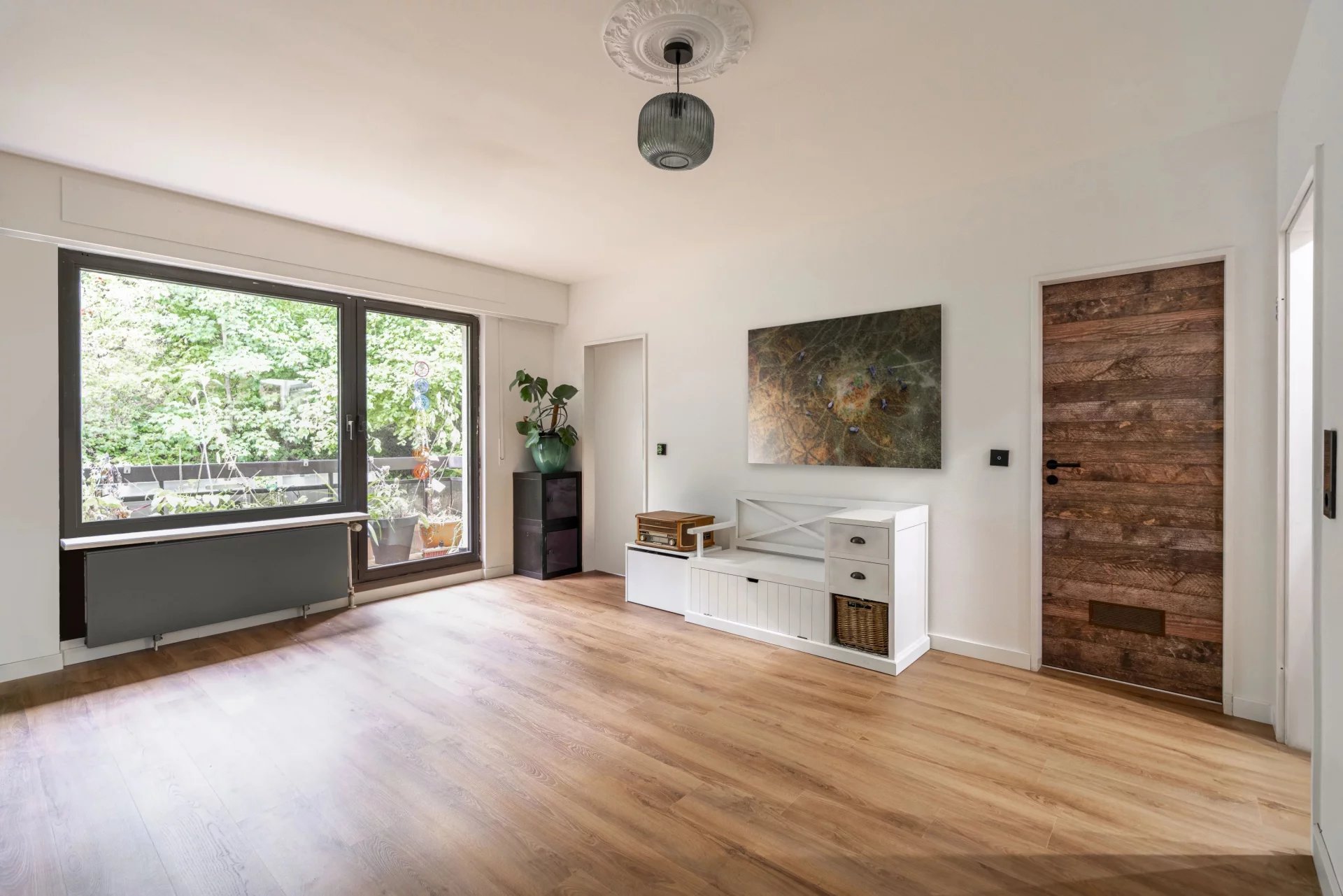 Agence immobilière de EIRES REAL ESTATE SARL