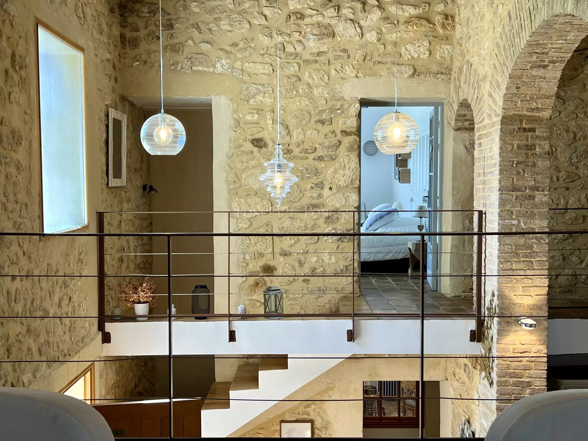 10 Bedroom Villa/Townhouse's Image 10