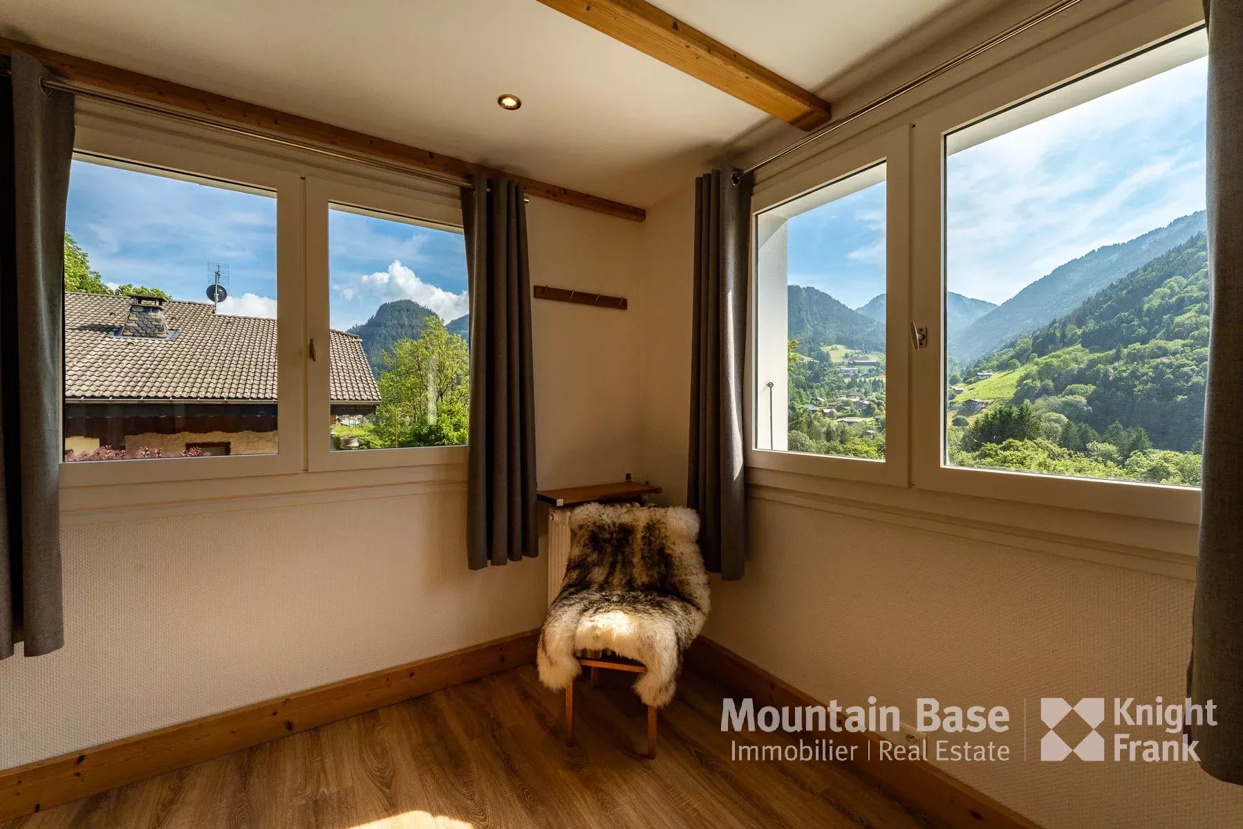 Photo of A 7-bedroom chalet close to the centre of St Jean d'Aulps