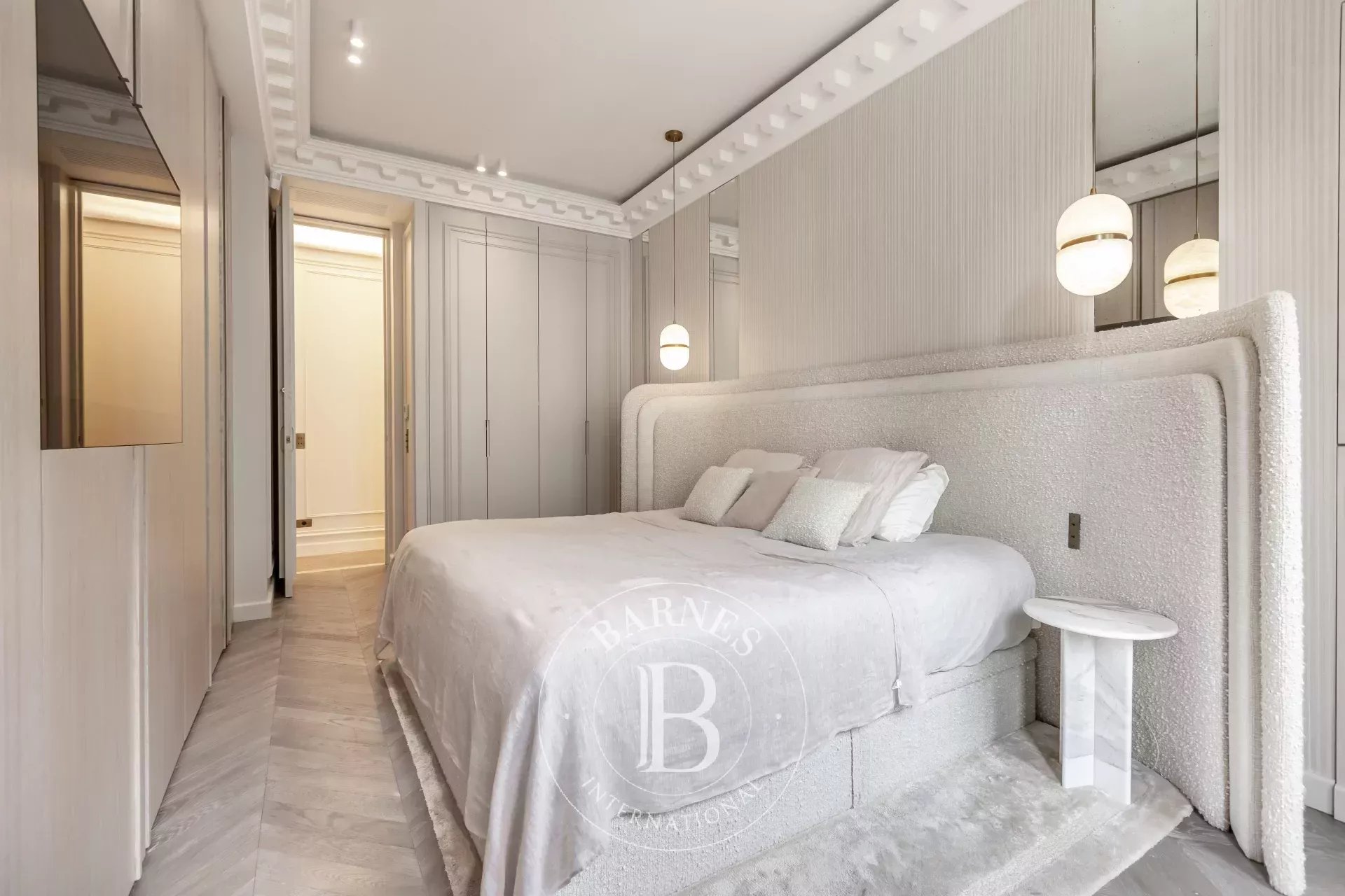 Daire Paris 8ème - picture 14