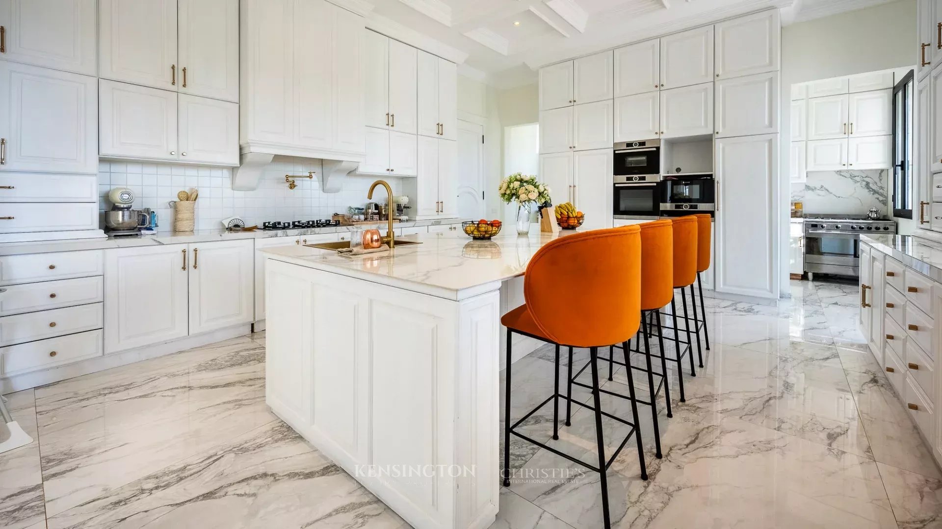 5 Bedroom Villa/Townhouse's Image 20