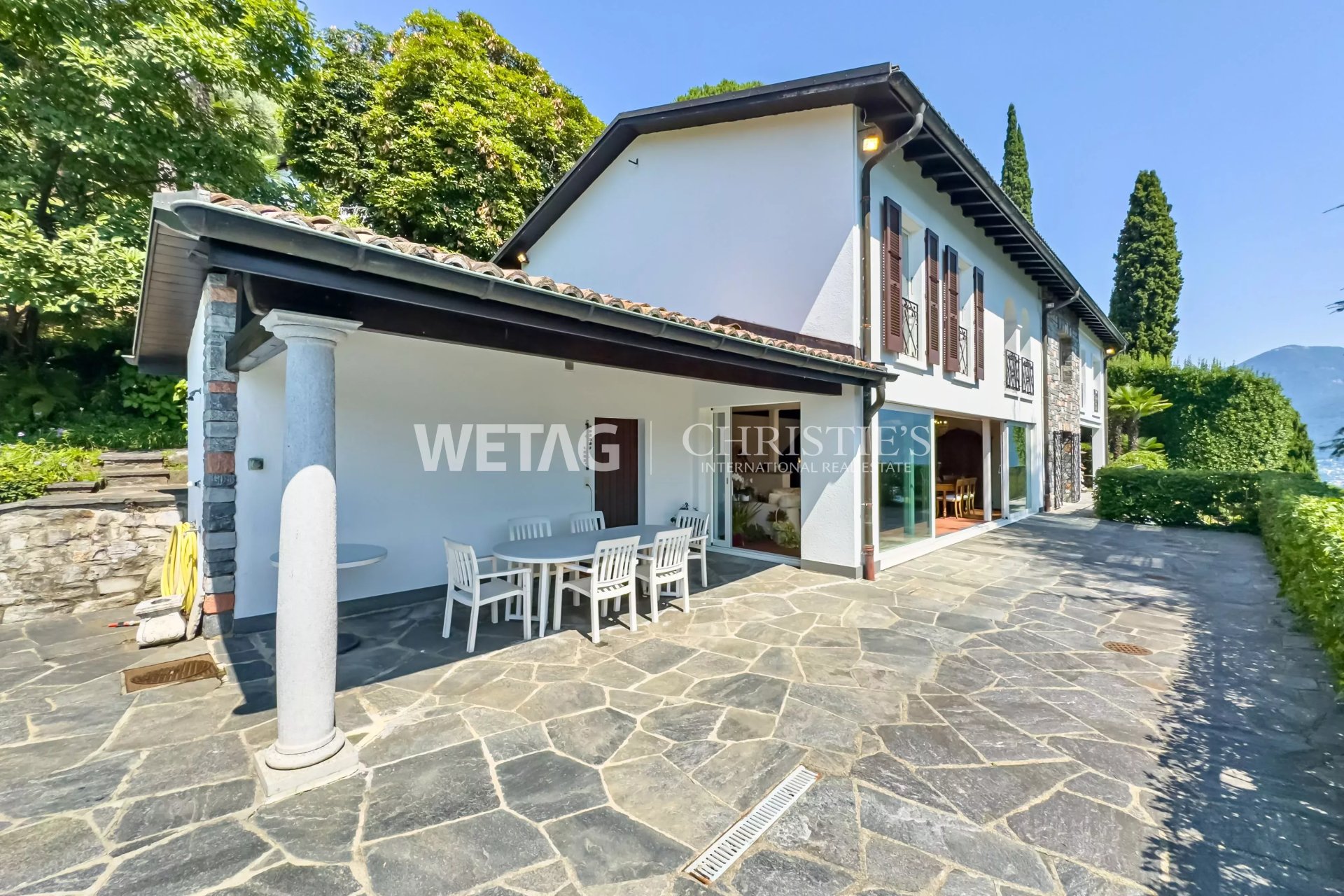 4 Bedroom Villa/Townhouse's Image 9