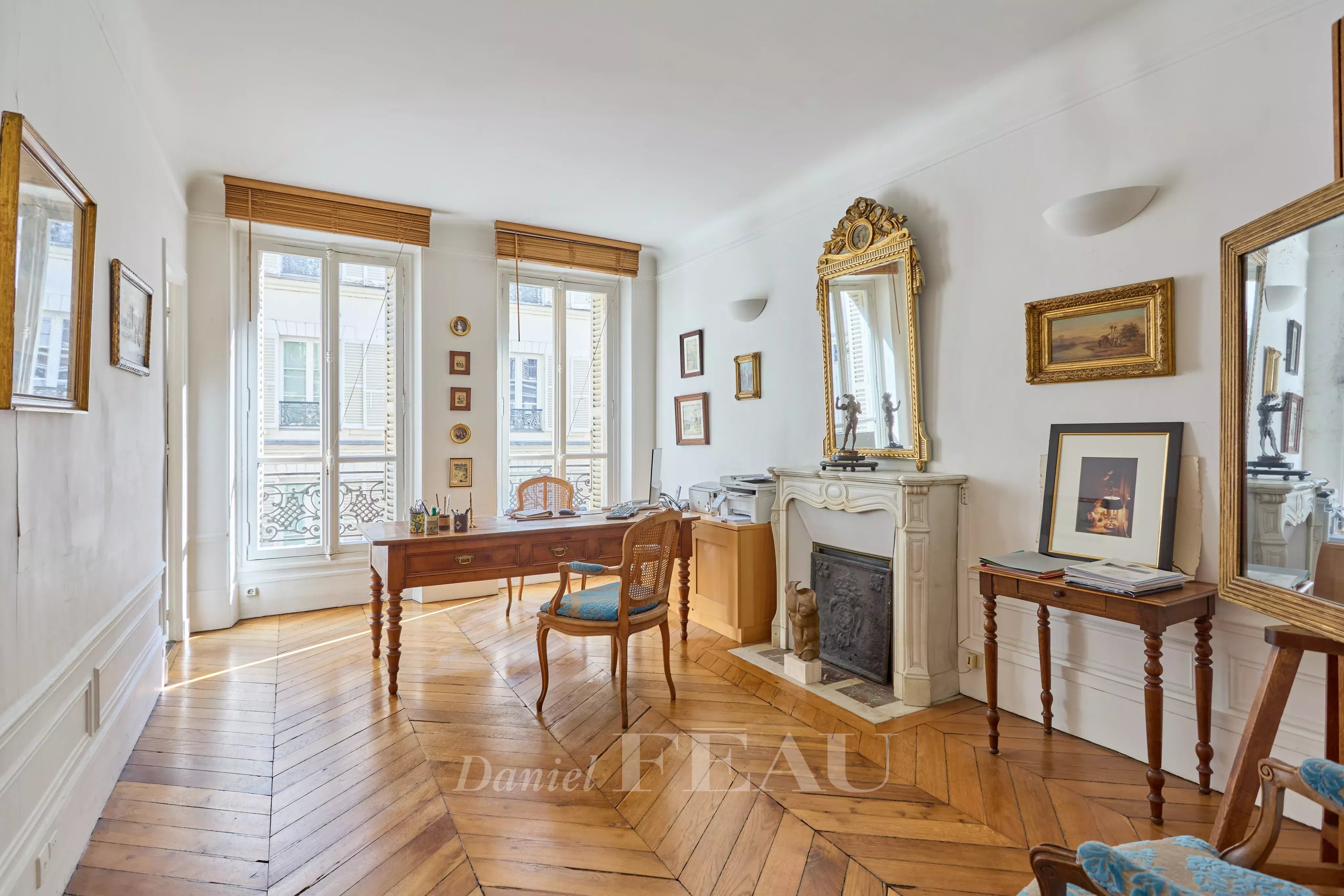 Sale Apartment Paris 6th Notre-Dame-des-Champs