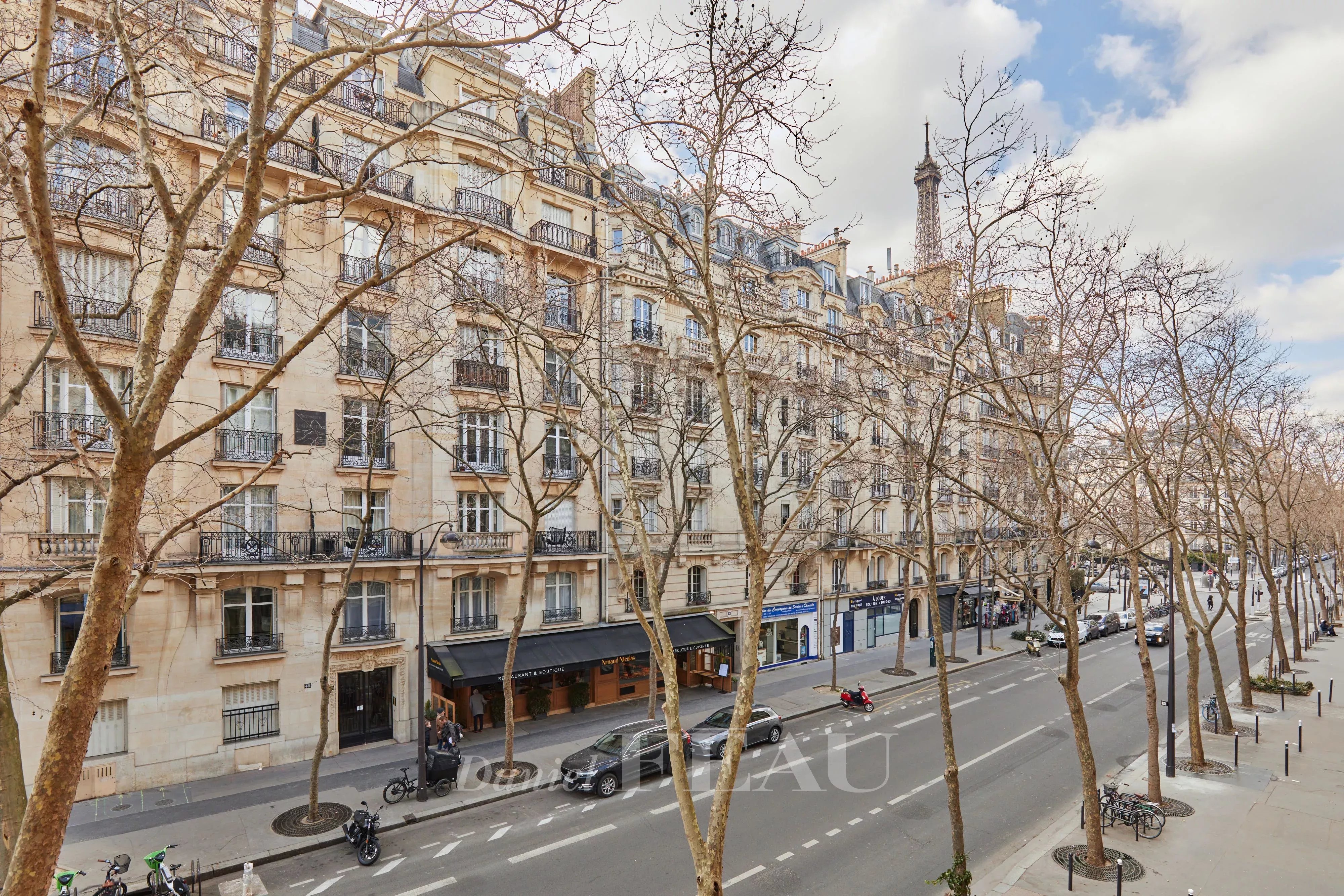 Sale Apartment Paris 7th