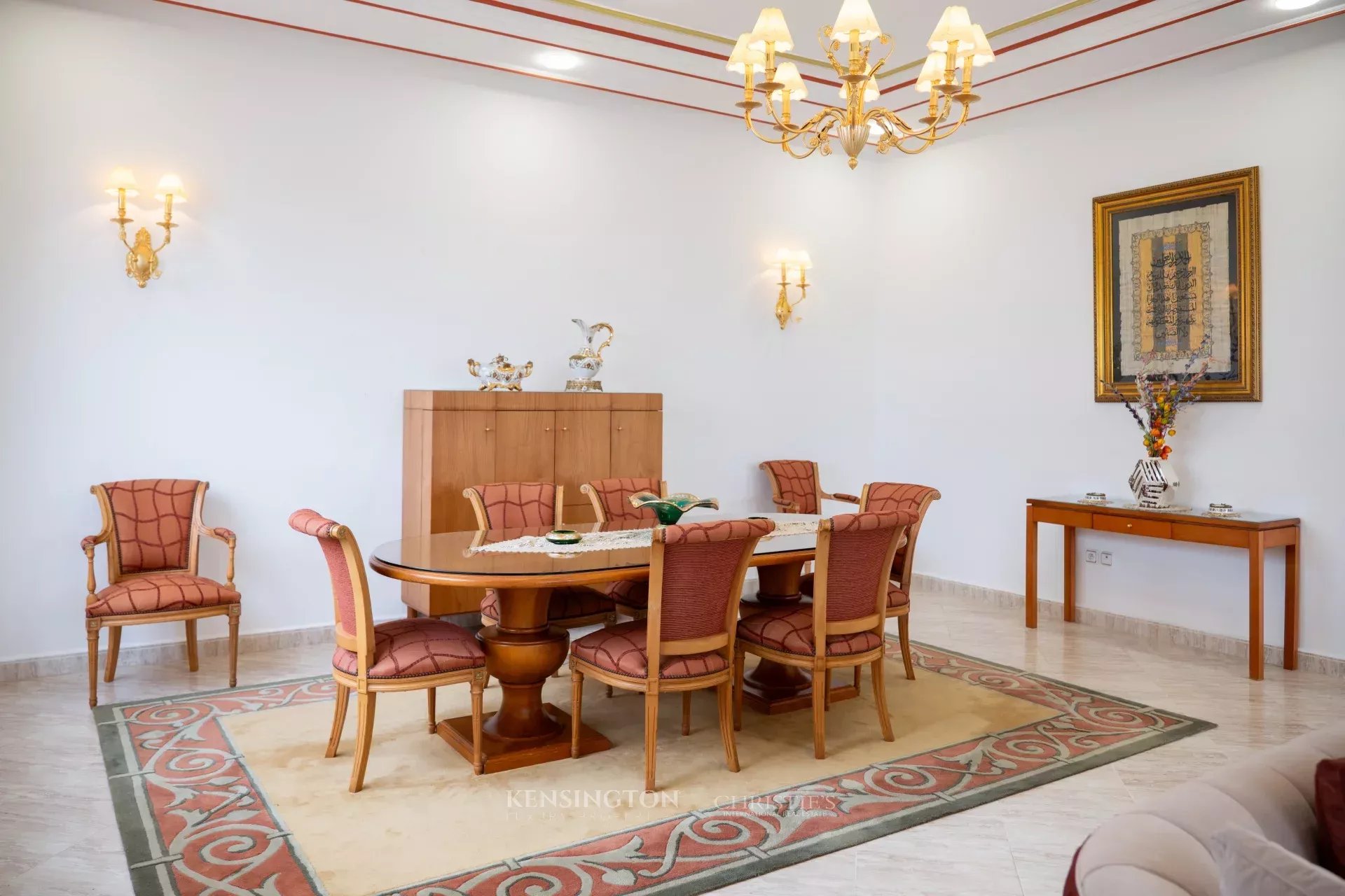 4 Bedroom Villa/Townhouse's Image 5