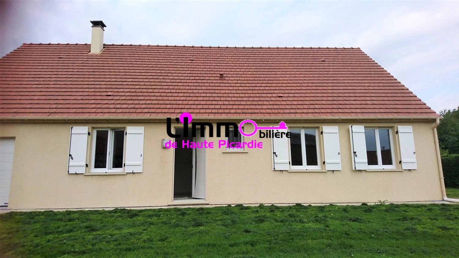 Exclusivité : Location Pavillon Plain-Pied 6 Pièces avec Jardi