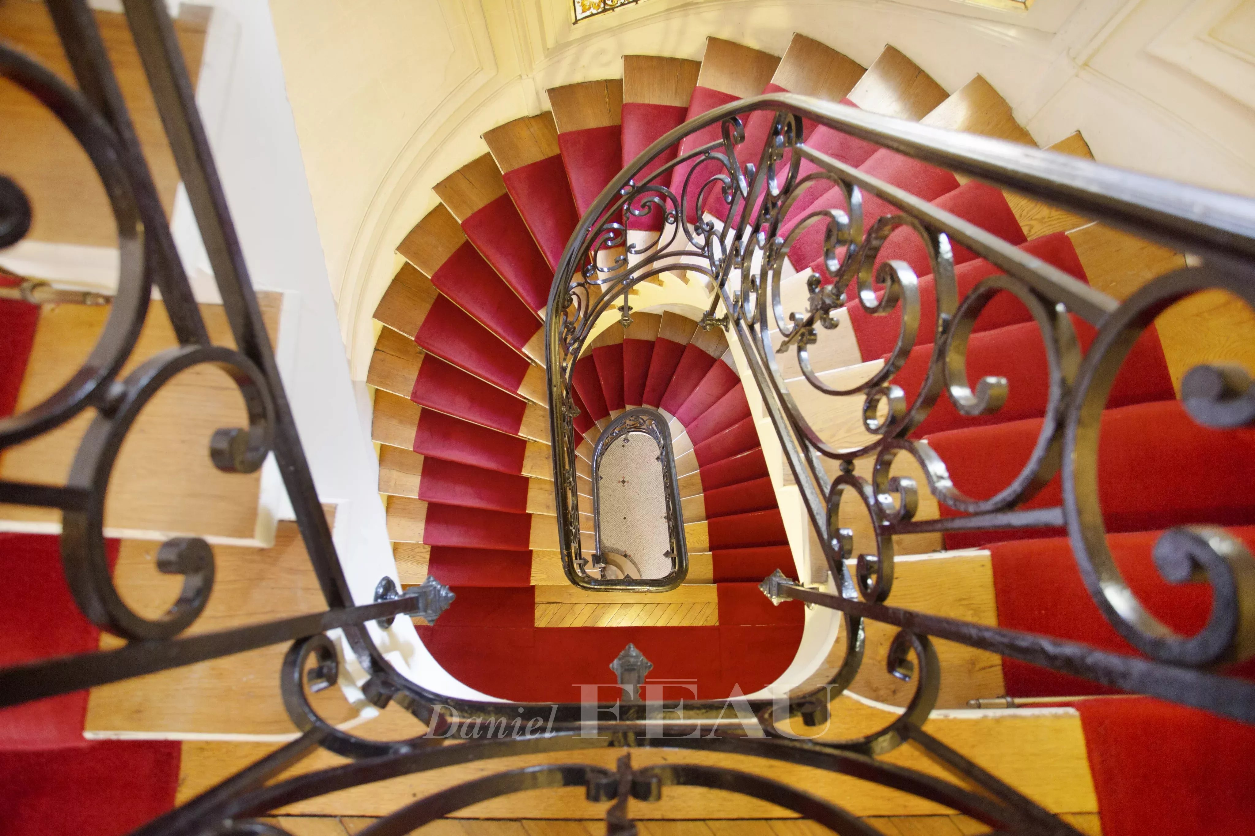 Building staircase
