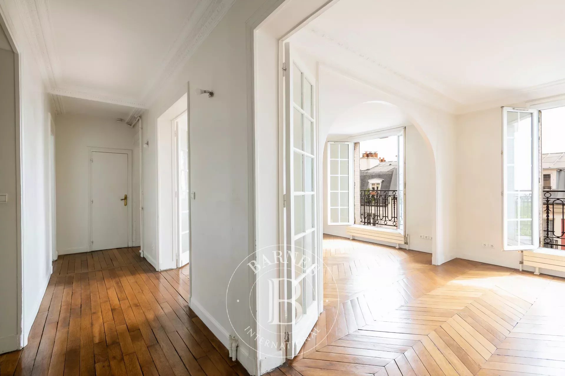 Daire Paris 18ème - picture 15