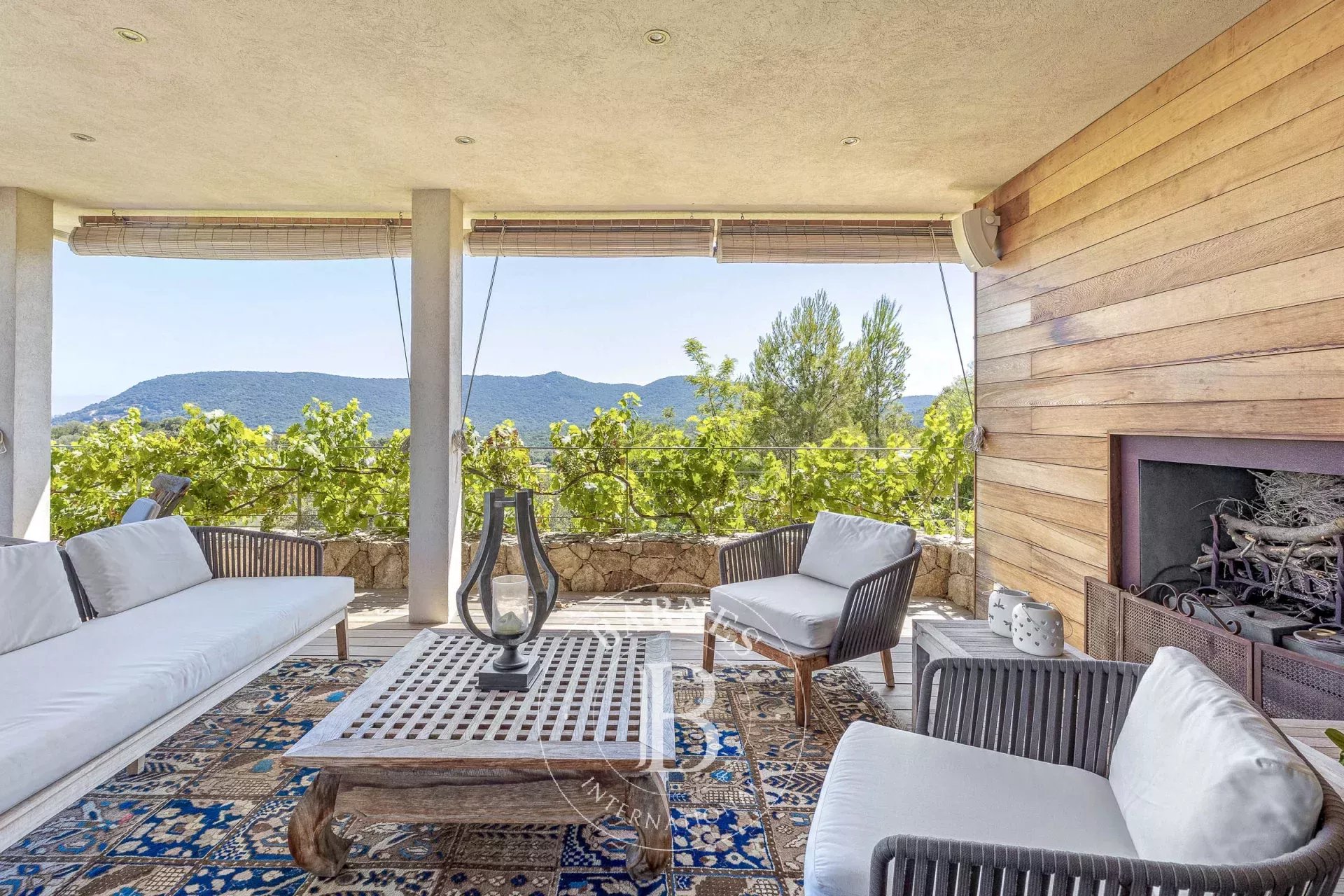 Sainte-Lucie-de-Porto-Vecchio  - Villa 6 Pi&egrave;ces 5 Chambres - picture 11