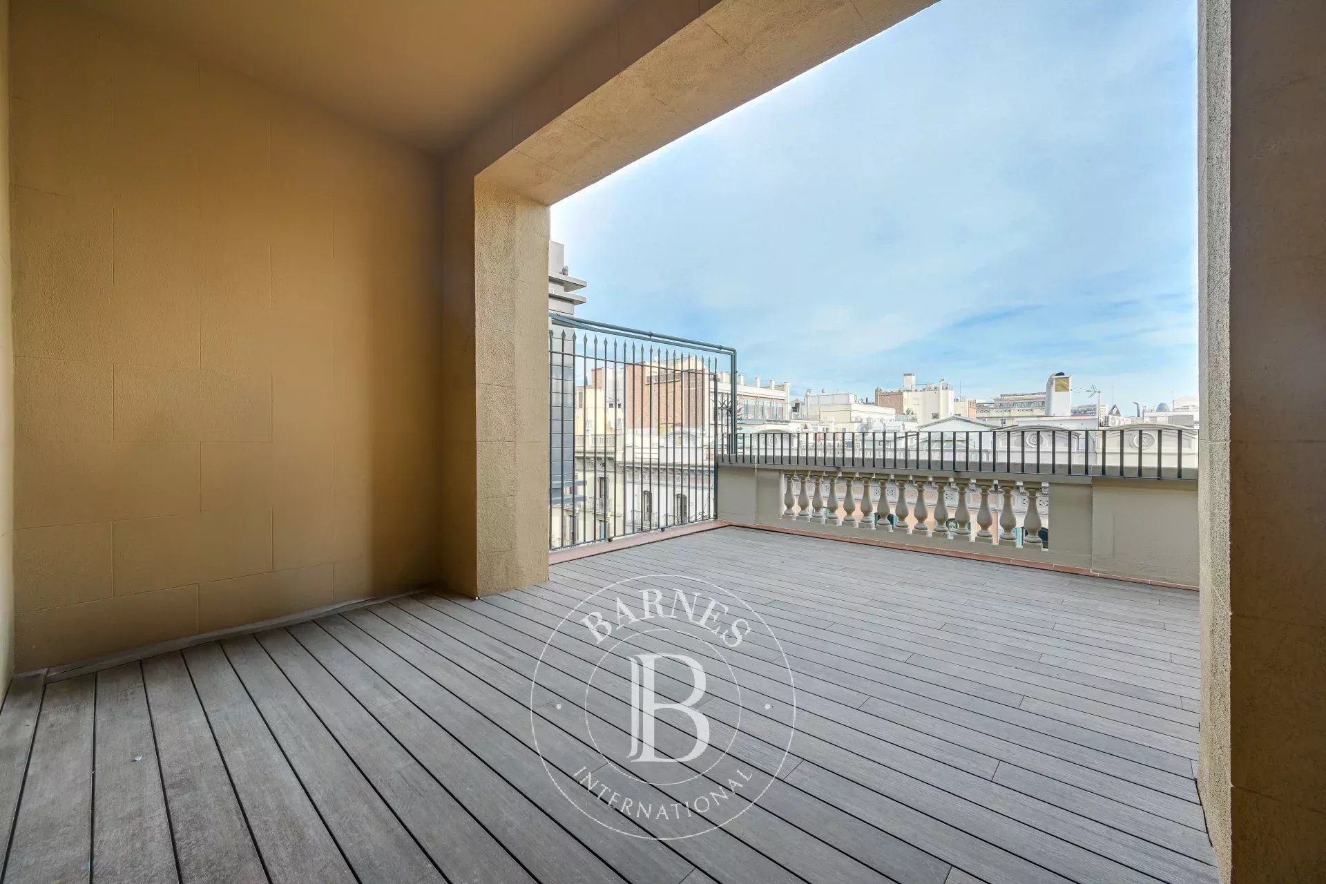 Penthouse Barcelona - picture 26