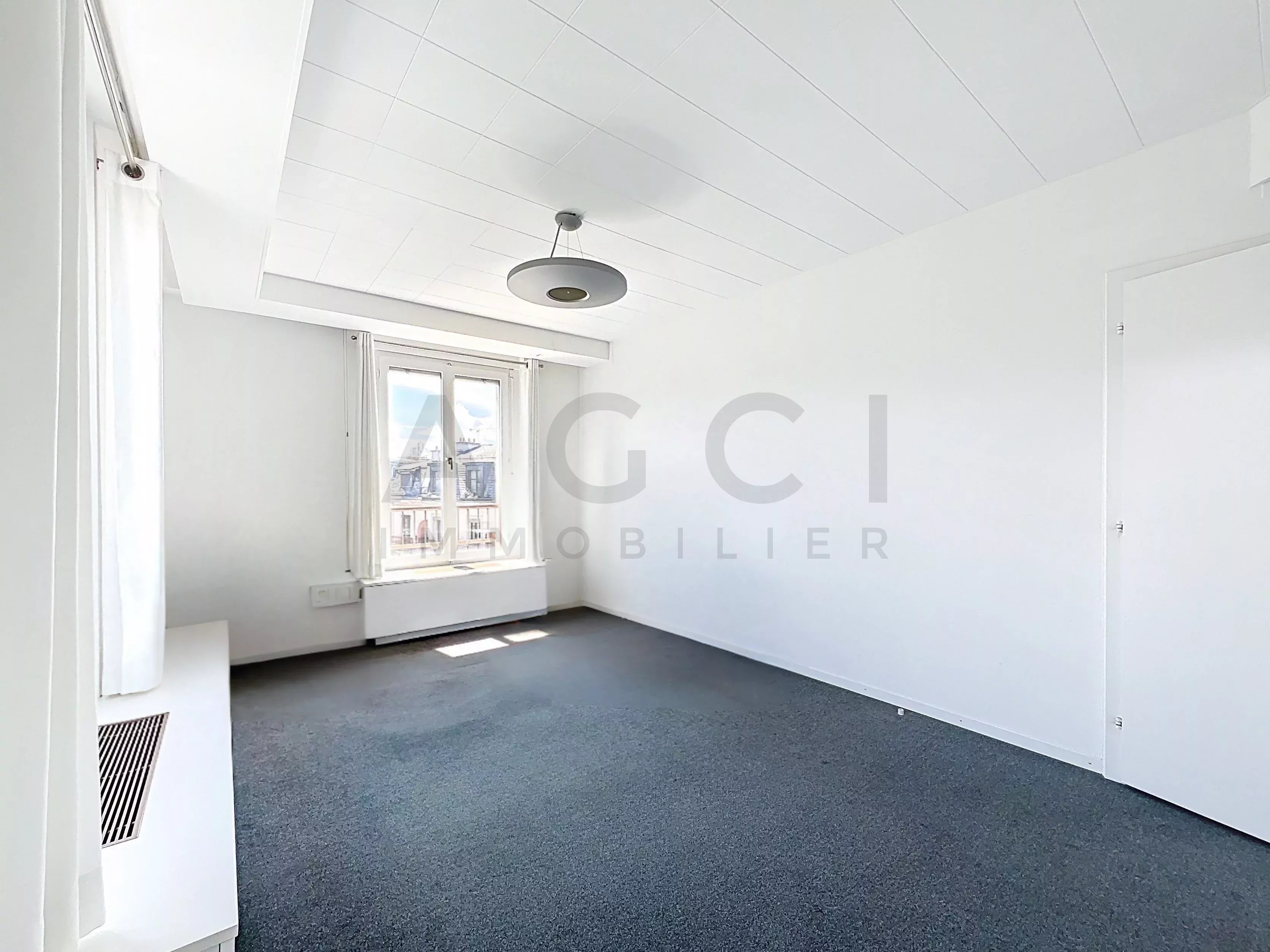 NOUVEAUTÉ EN LOCATION BUREAU AU COEUR DE GENÈVE ! - Photo 4