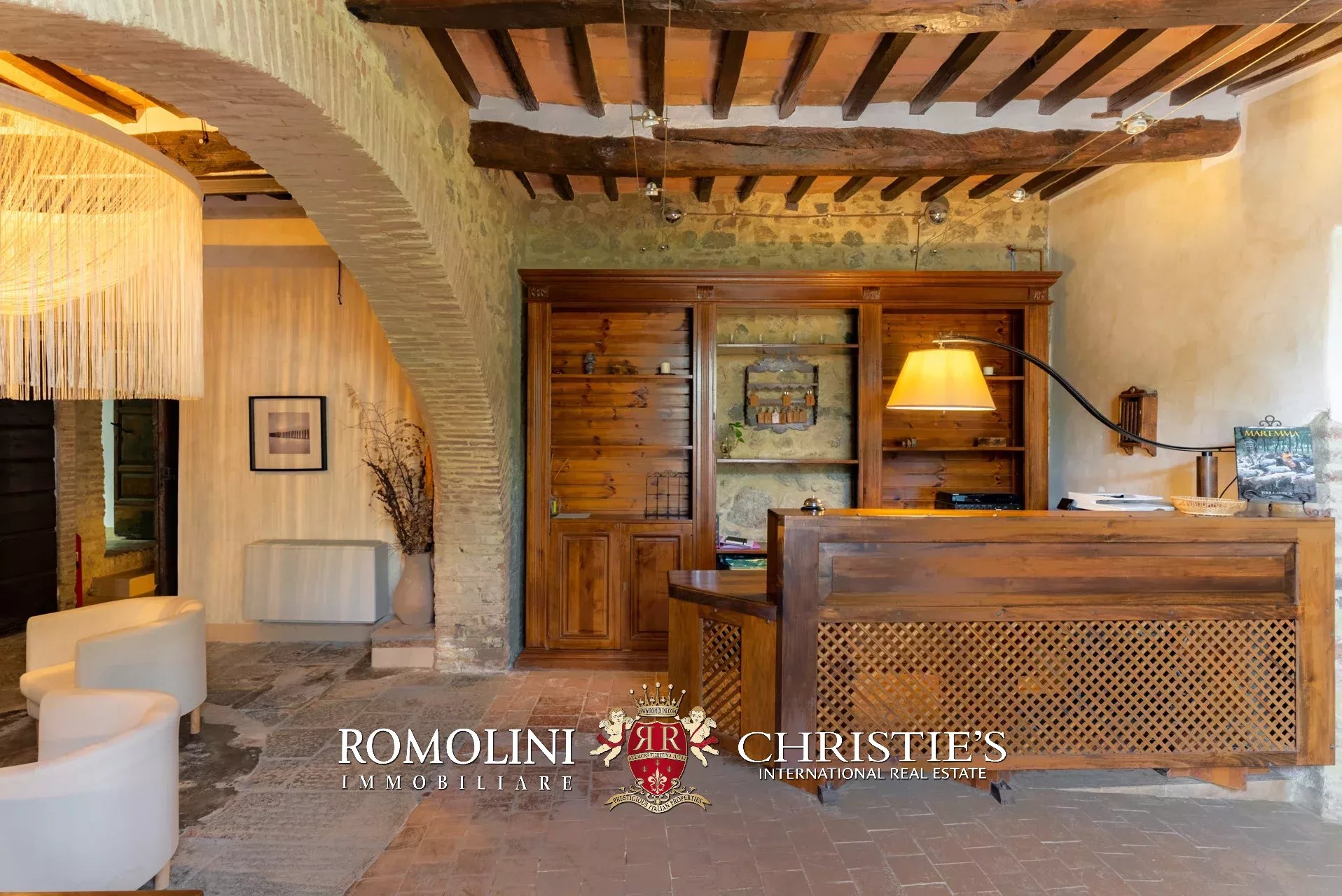 13 Bedroom Villa/Townhouse's Image 55