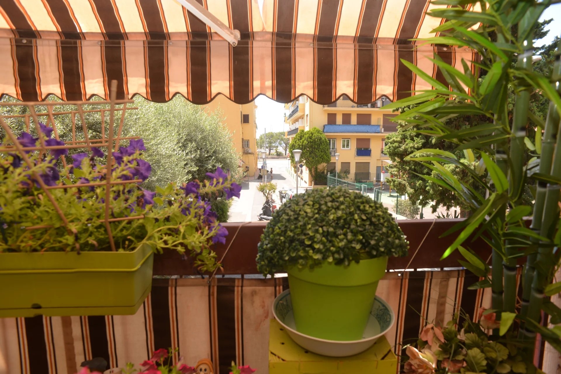 Menton Garavan - one bedroom - Terrace - Parking - Cellar