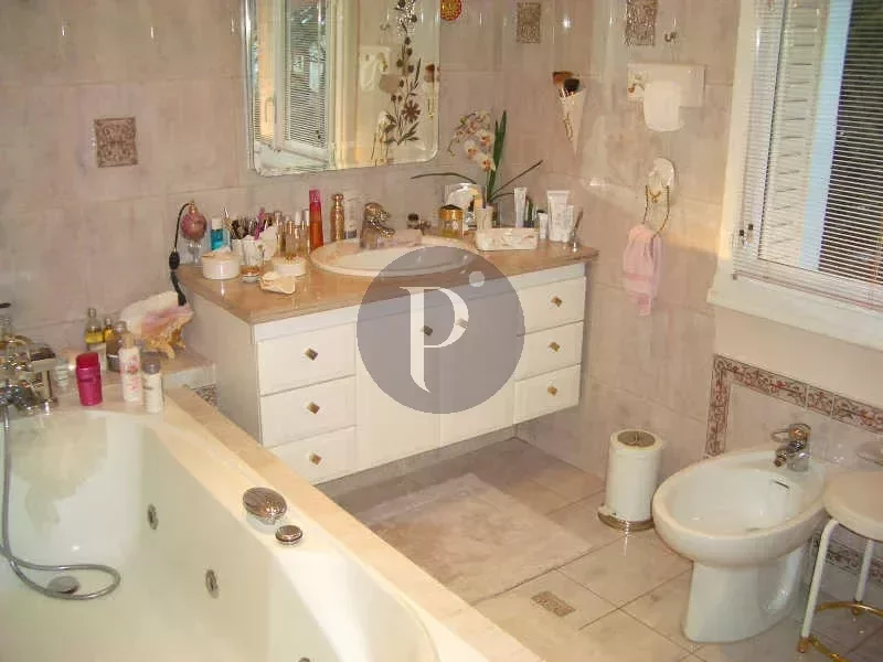 vente-maison-8-pieces-bourg-la-reine-83875982