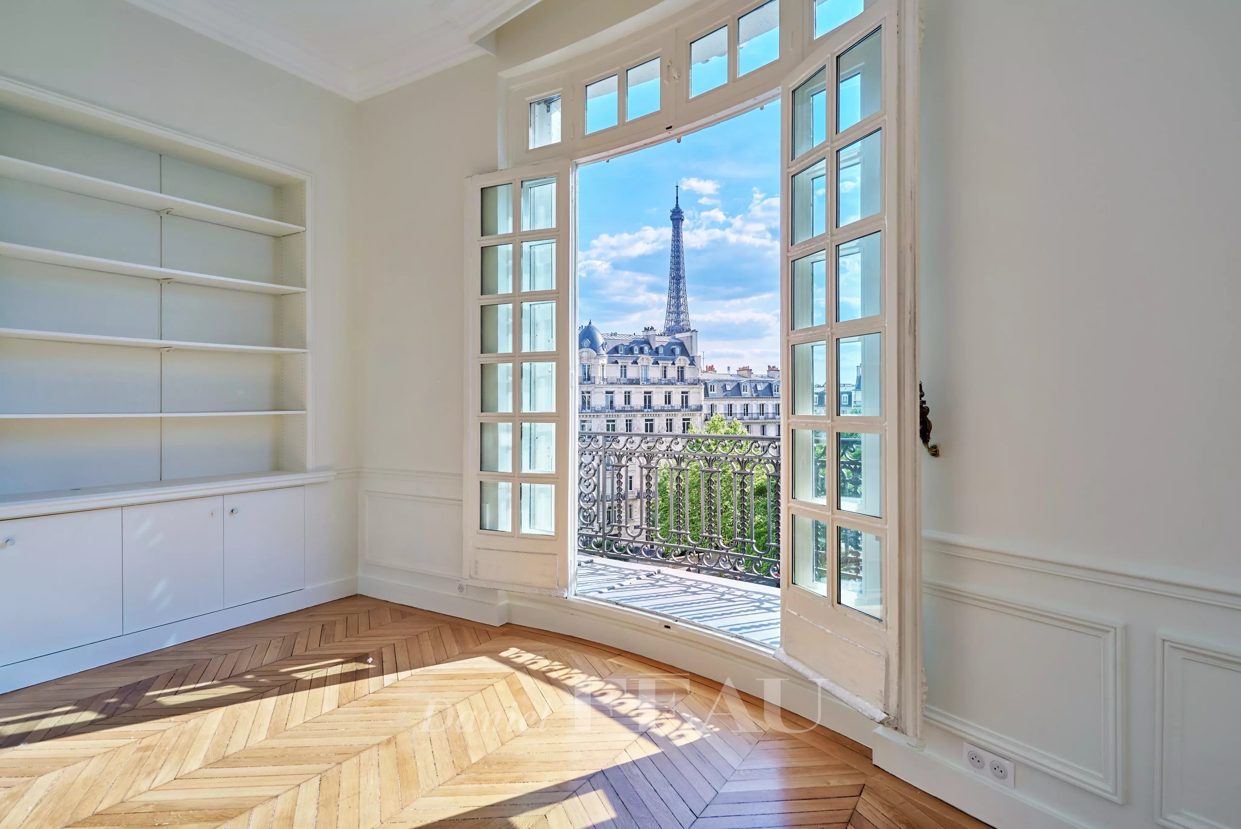 Rental Apartment Paris 8th