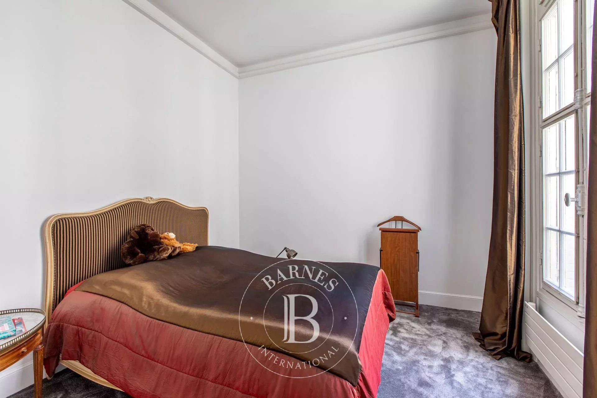 Daire Paris 8ème - picture 10