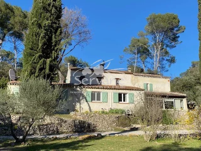 LORGUES PROVENCE FOR SALE COUNTRYSIDE HOUSE 4 BEDROOMS