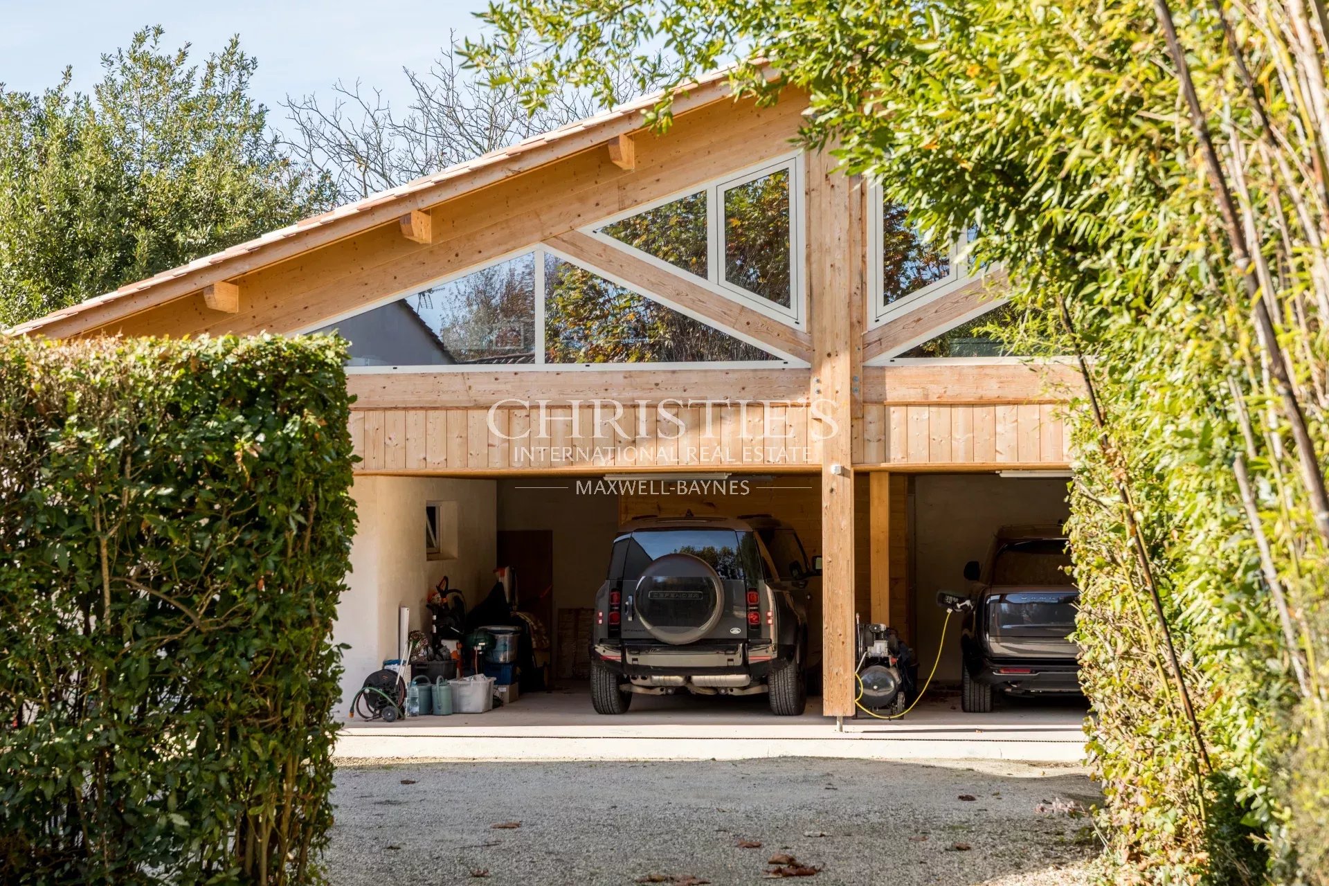6 Bedroom Villa/Townhouse's Image 22