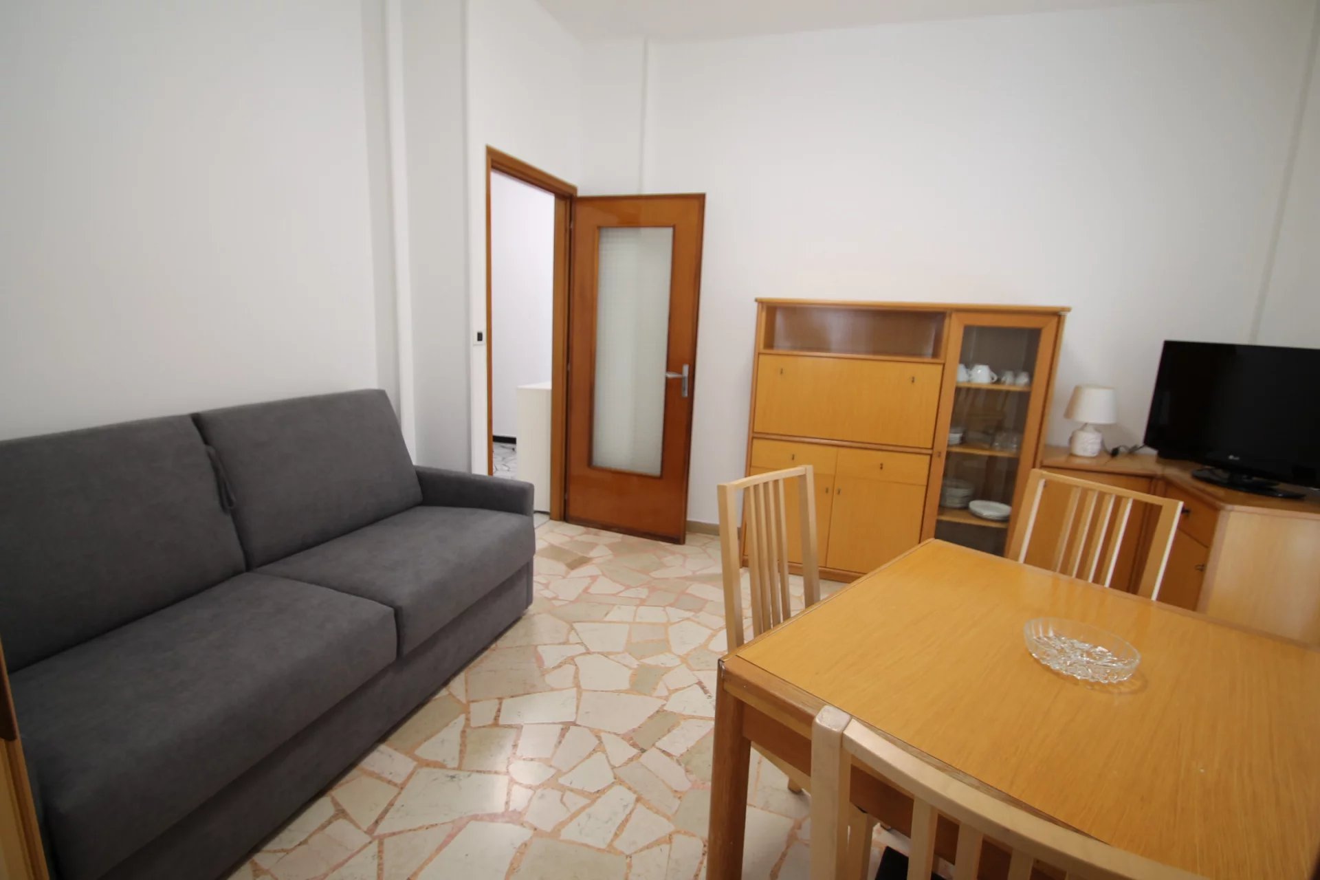 Affitto stagionale Appartamento Loano