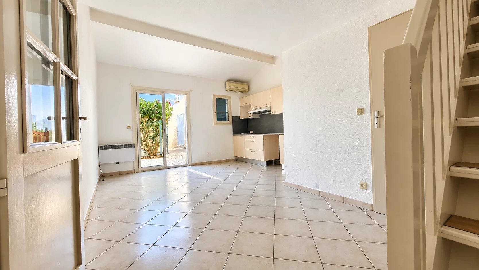 MOUGINS – Parc Saint-Basile – 38 m² Carrez – 2 chambre + mezzanine + extérieur + parking