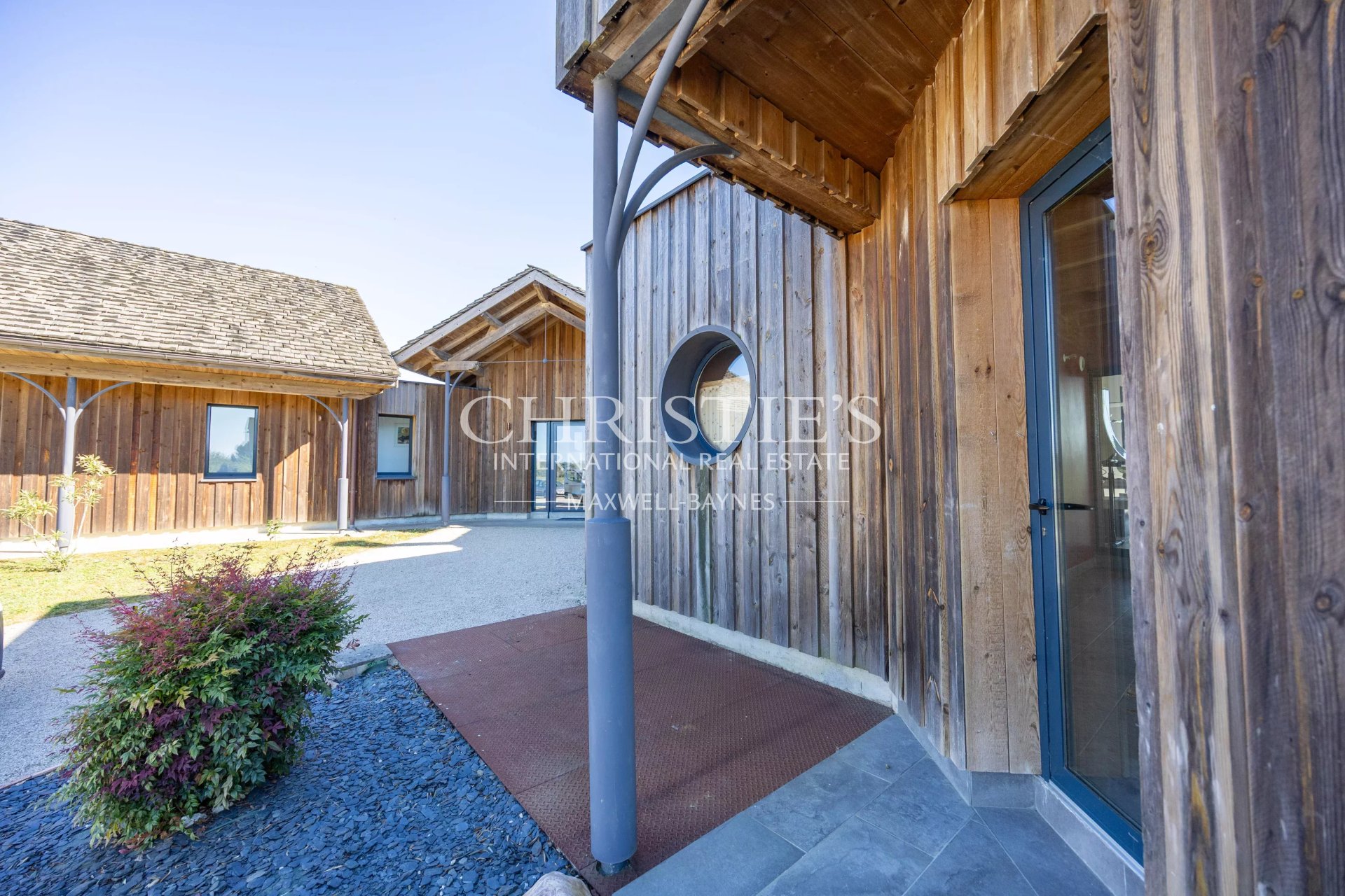 3 Bedroom Villa/Townhouse's Image 6