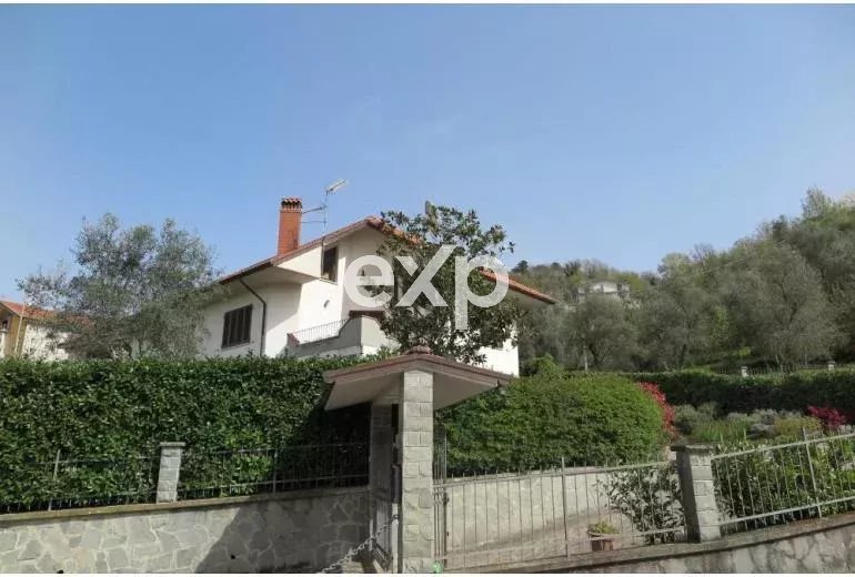  - 54011 - Massa-Carrara - Aulla