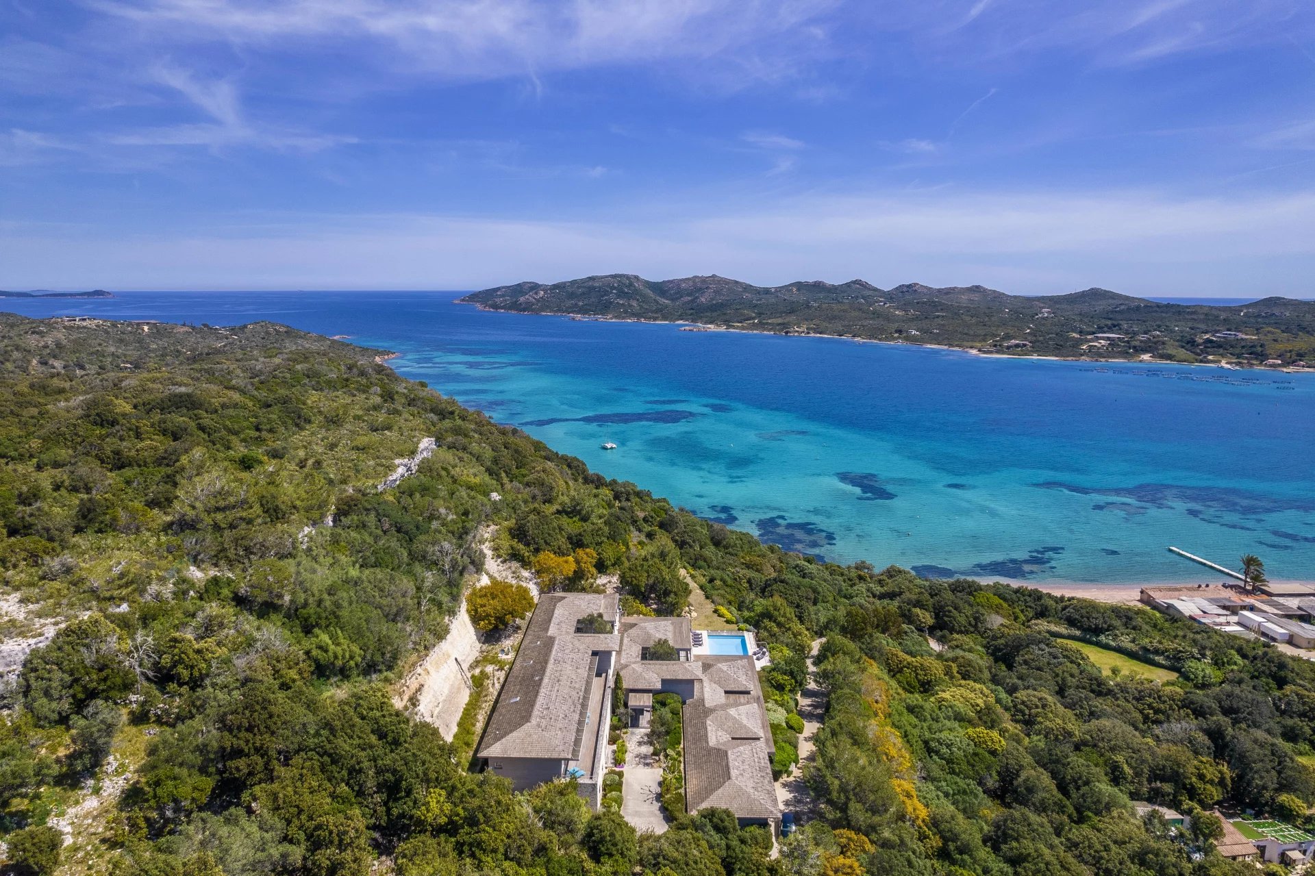 SOUTH CORSICA PROPERTY - BONIFACIO